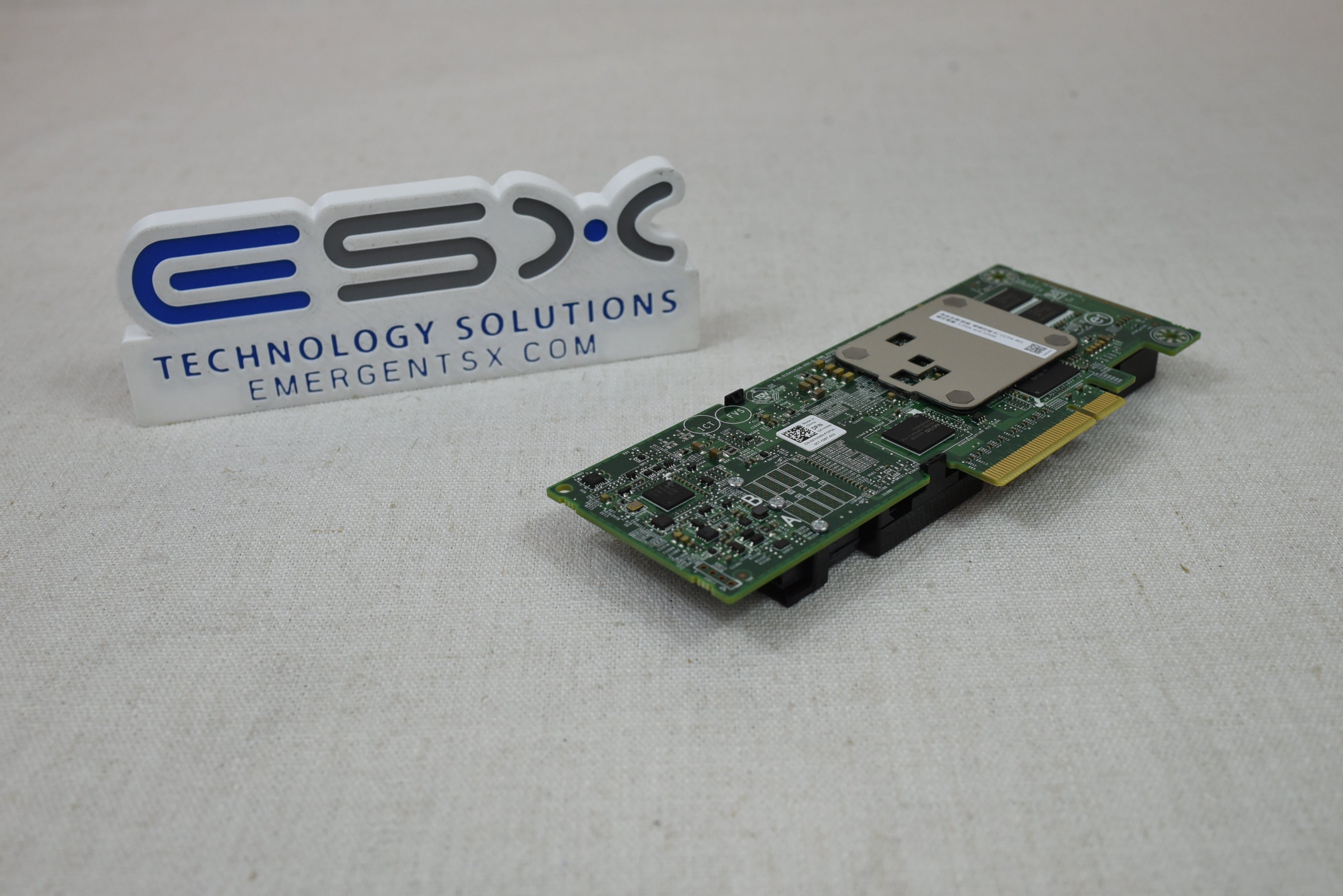 Dell XYHWN PERC H730p 2GB Cache 12Gb/s SAS/SATA PCIe RAID Controller No Bracket