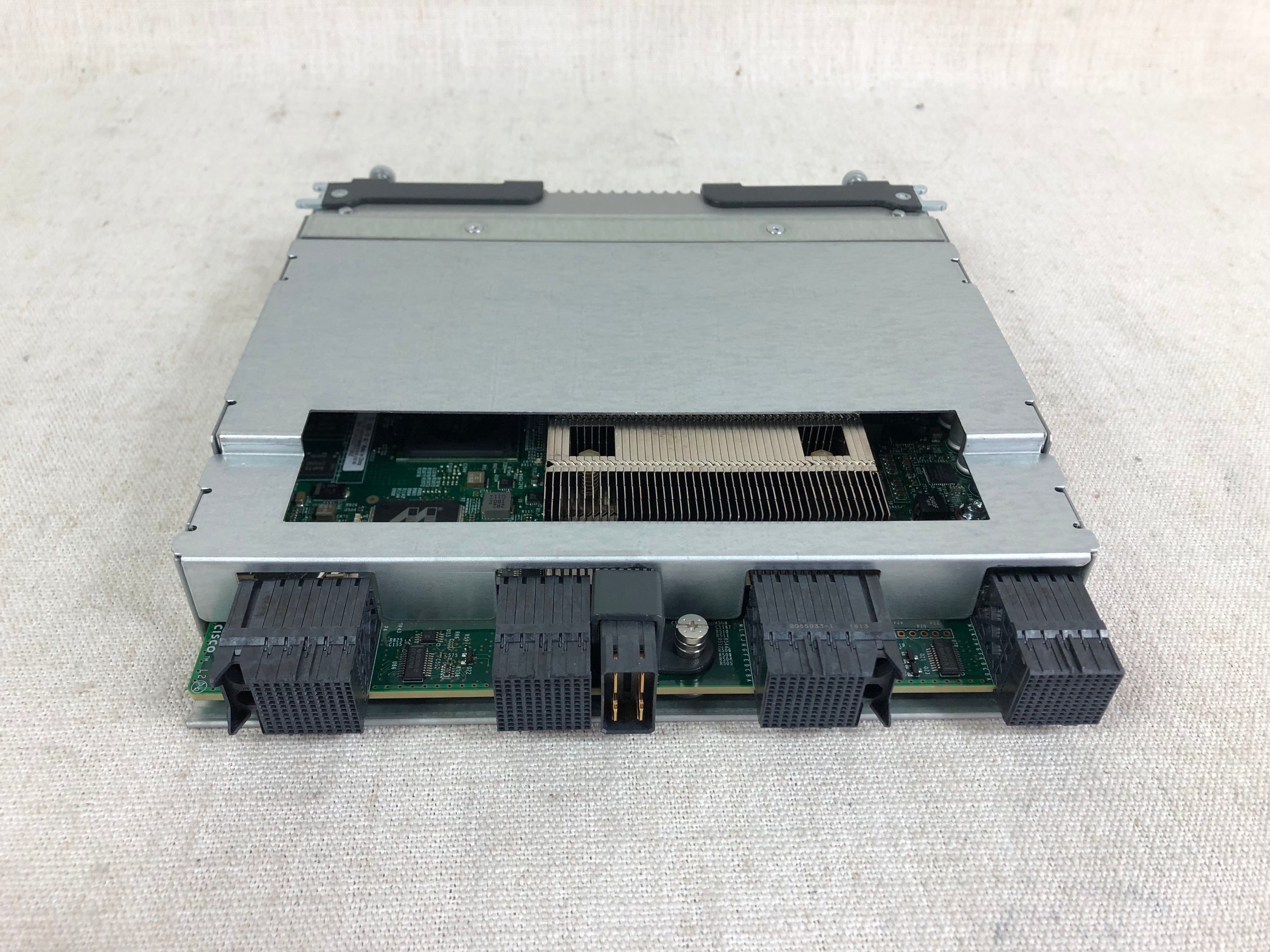 Cisco UCS-IOM-2304 I/O Module 4 External 8 Internal 40GB Ports for UCS 5108