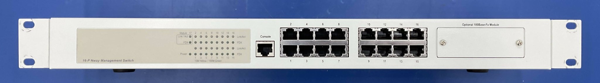 Siemens TCRC-MSW13002-07 - 16-Port Managed Network Switch Front View | Alo Tech Solutions