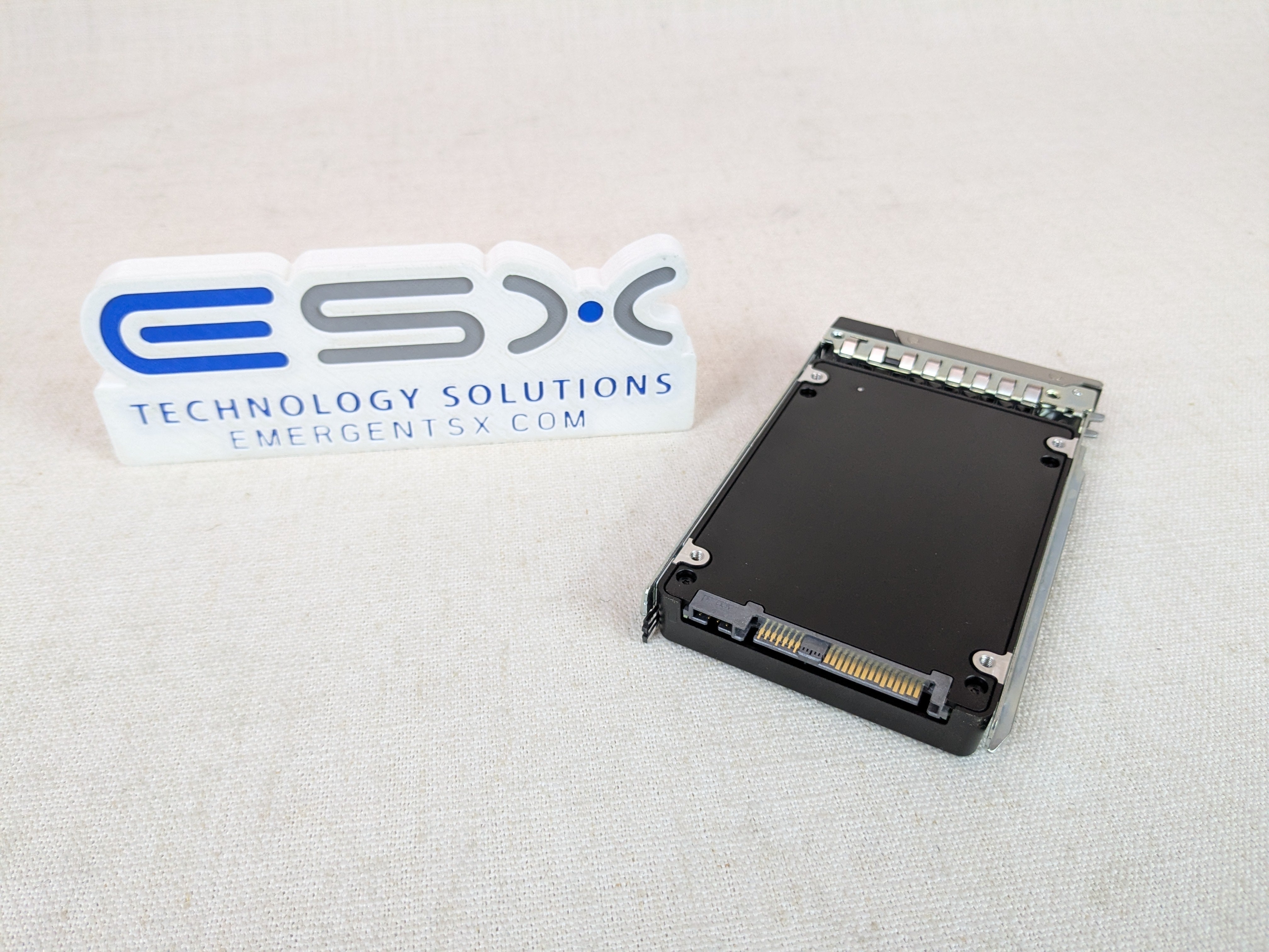 Dell D9NCK 800GB 12Gb/s 2.5" TLC Mix Use SSD PM1645 MZ-ILT800A 14G Tray 79-88%