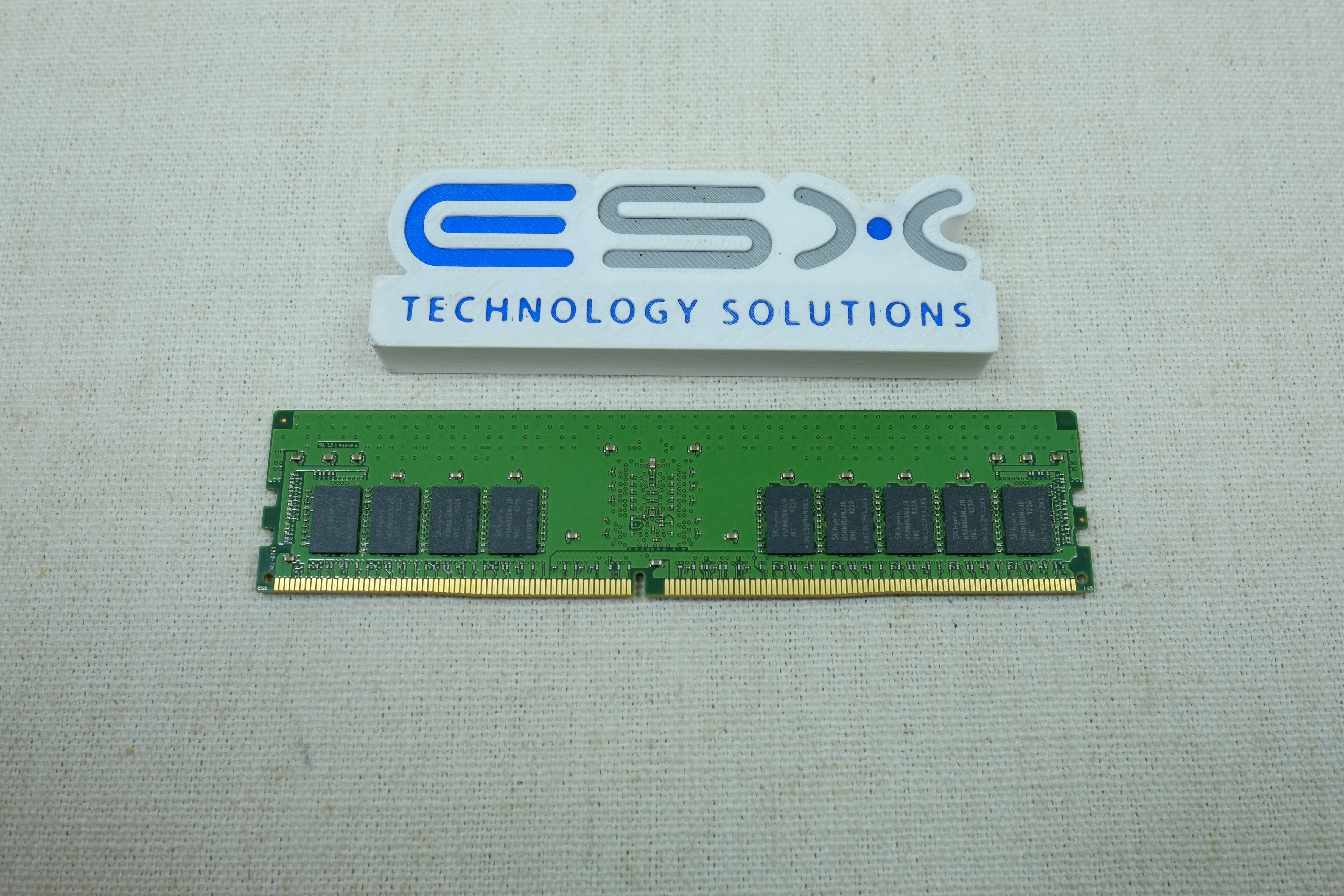 Hynix HMA82GR7JJR8N-VK 16GB 2Rx8 PC4-2666V DDR4 DIMM Server Memory Module