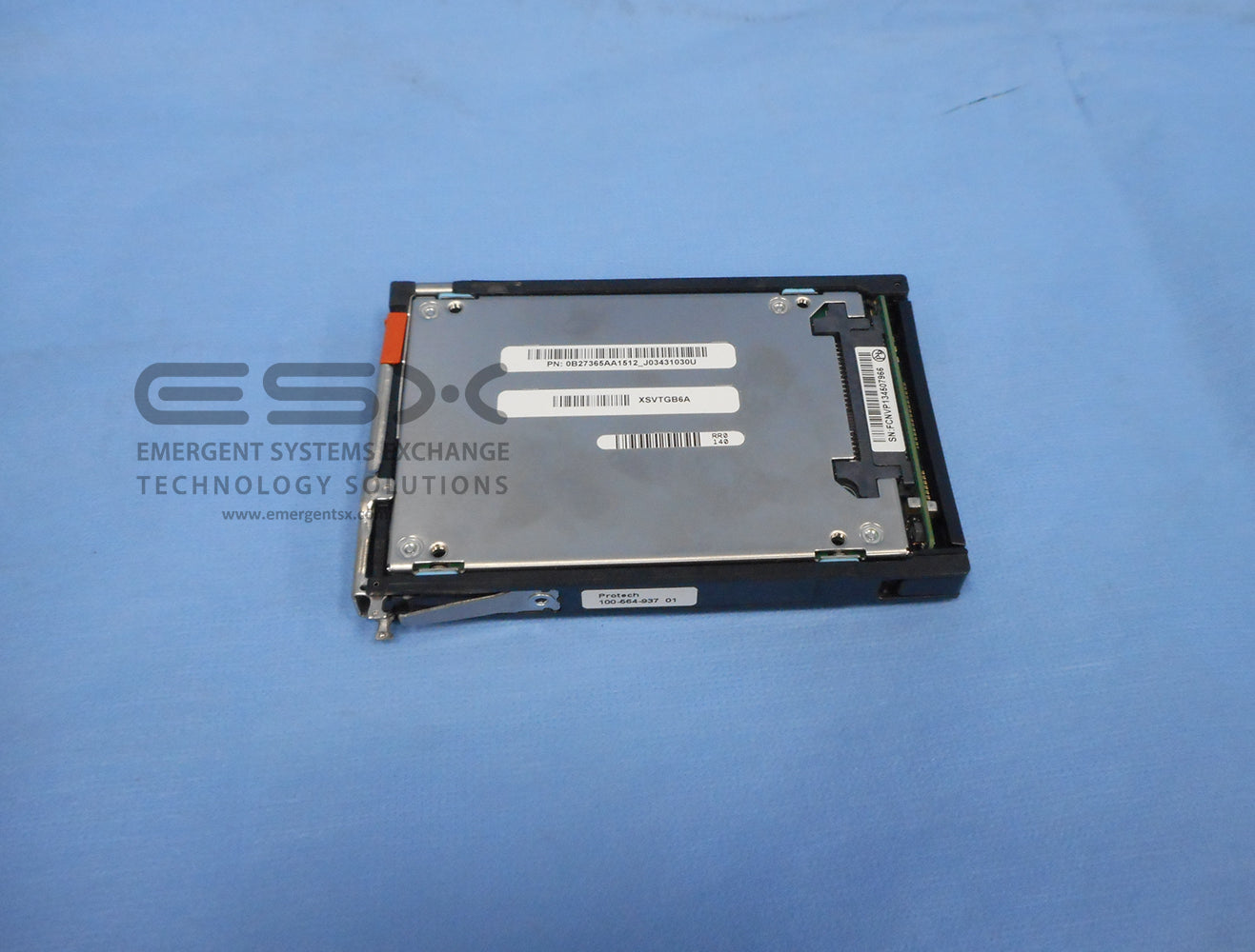 EMC V4-2S6F-100 100GB 6Gbp/s 2.5" EFD Flash Drive - PN: 005050367