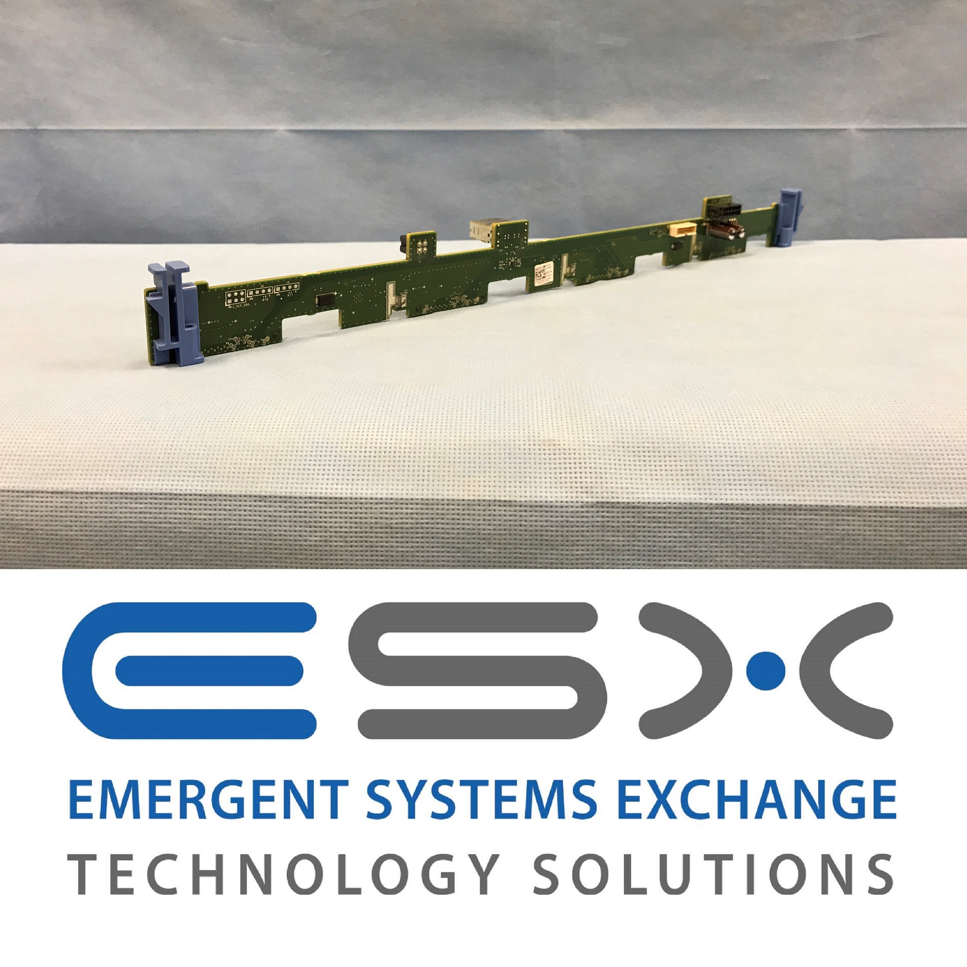 Dell P7H13 LFF 4-Bay Backplane Assembly for PowerEdge R320 / R420 Server