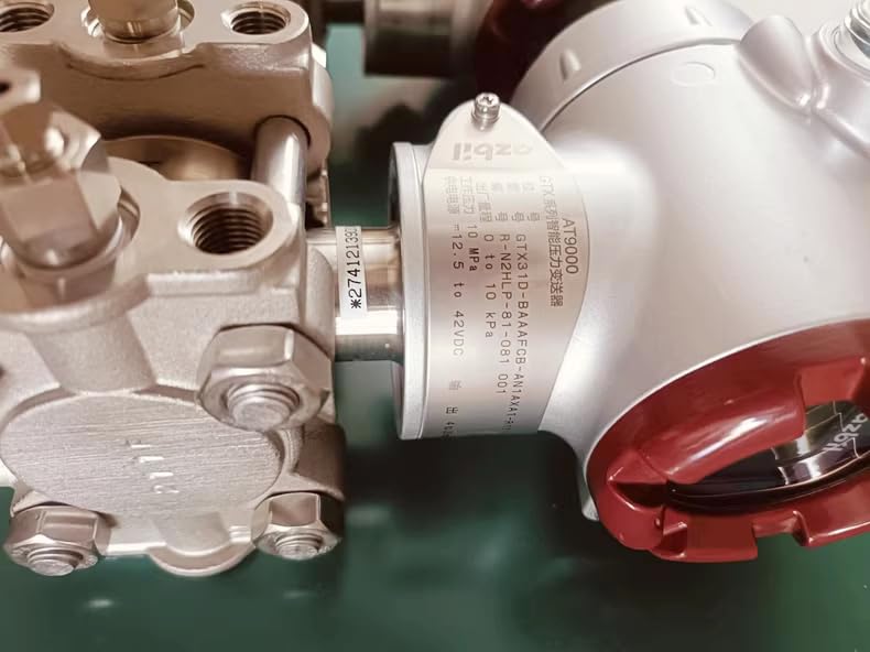 1PC 100% New AT9000 Pressure Transmitter GTX31D-BAAFCB-AN1AXA1-R1T1YB Intelligent Pressure Transmitter 0-10 kPa 12.5-42VDC