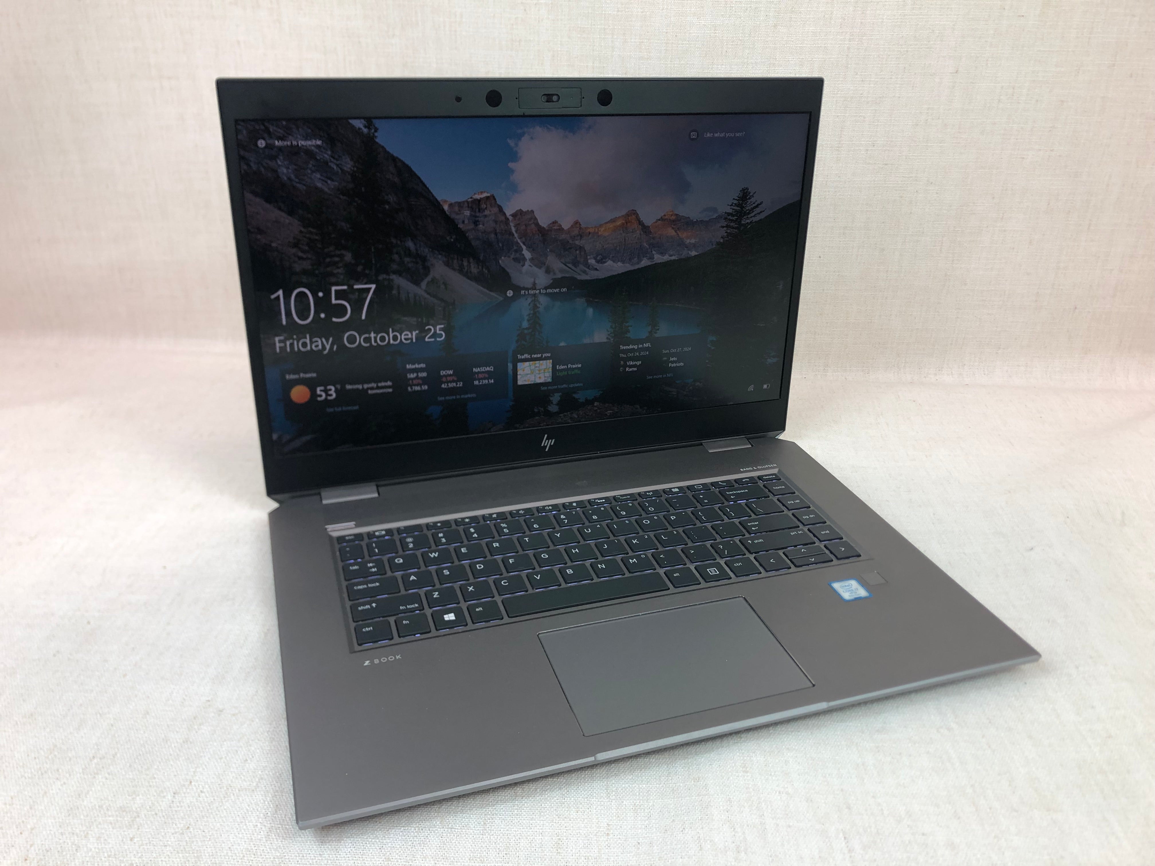 HP ZBook Studio G5 Workstation 15.6" | i7-8850H | 1TB SSD | 16GB Ram | P2000