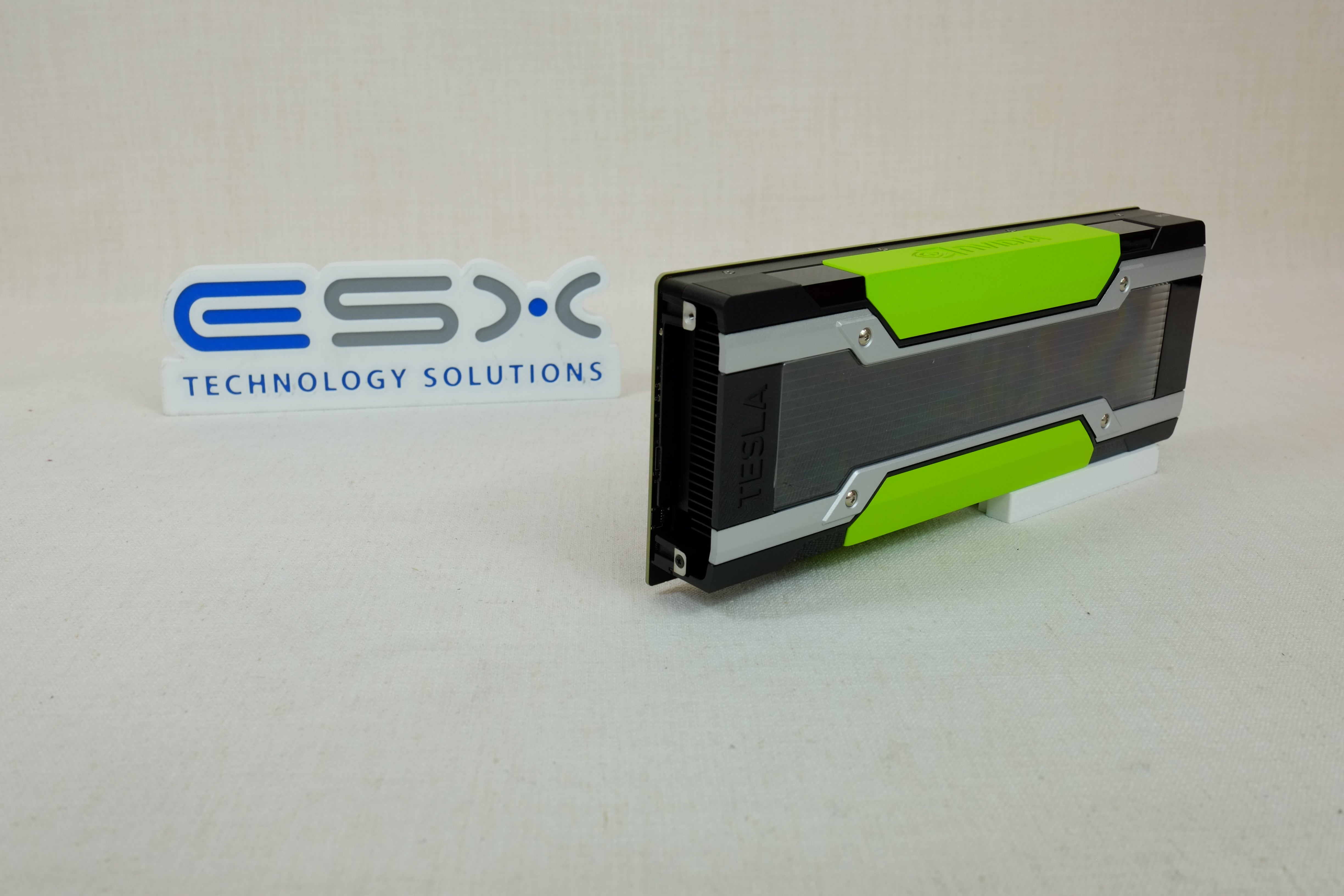 Nvidia 900-22405-0000-000 Tesla M10 32GB GDDR5 GPU Accelerator Graphics Card