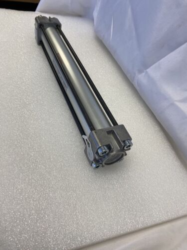Norgren DA/8032/X1/220 Pneumatic Cylinder - End View | Alo Tech Solutions