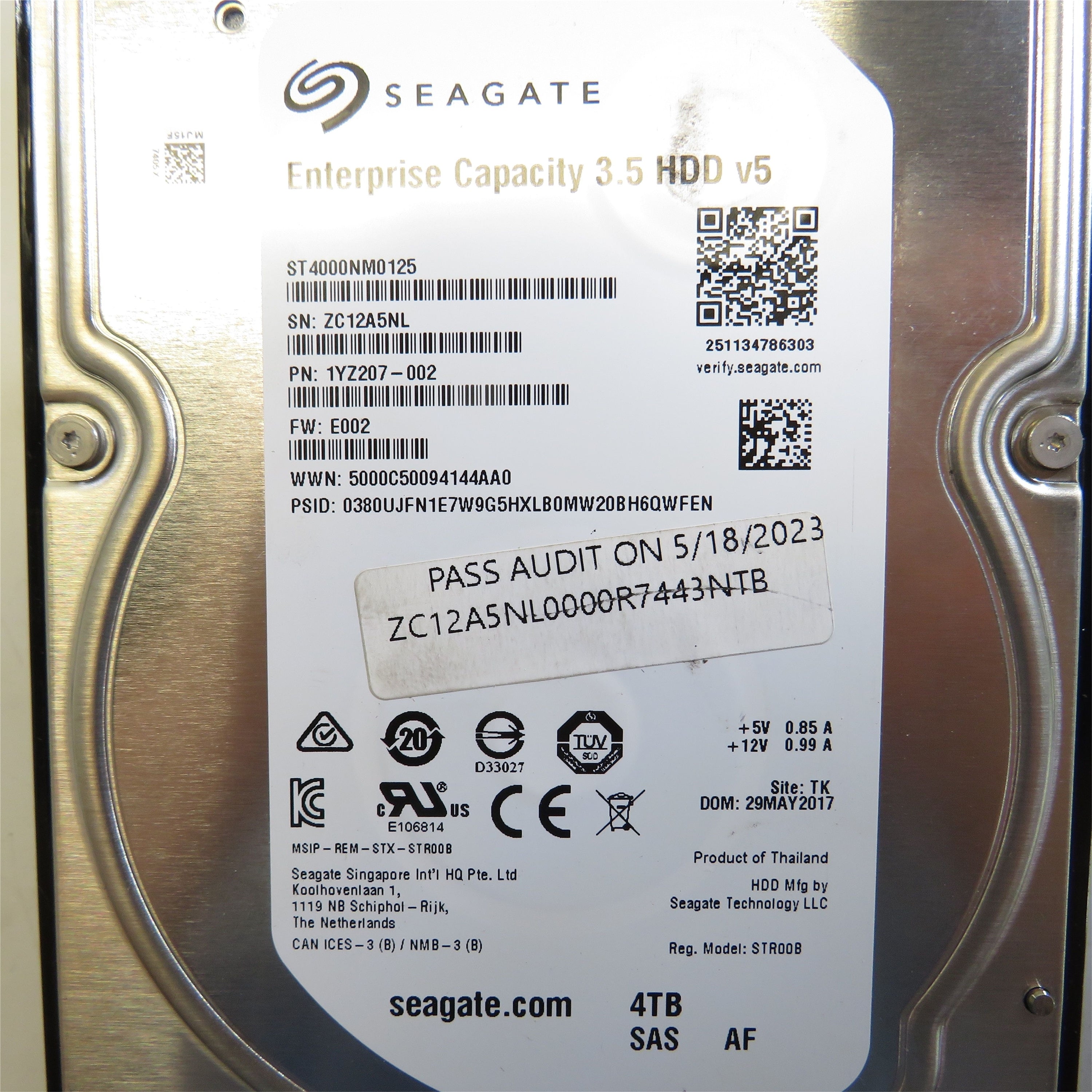 Supermicro HDD-3A04T-1EECR 4TB 7.2K RPM 3.5" SAS 12Gbps LFF Hard Drive HDD (Refurbished)