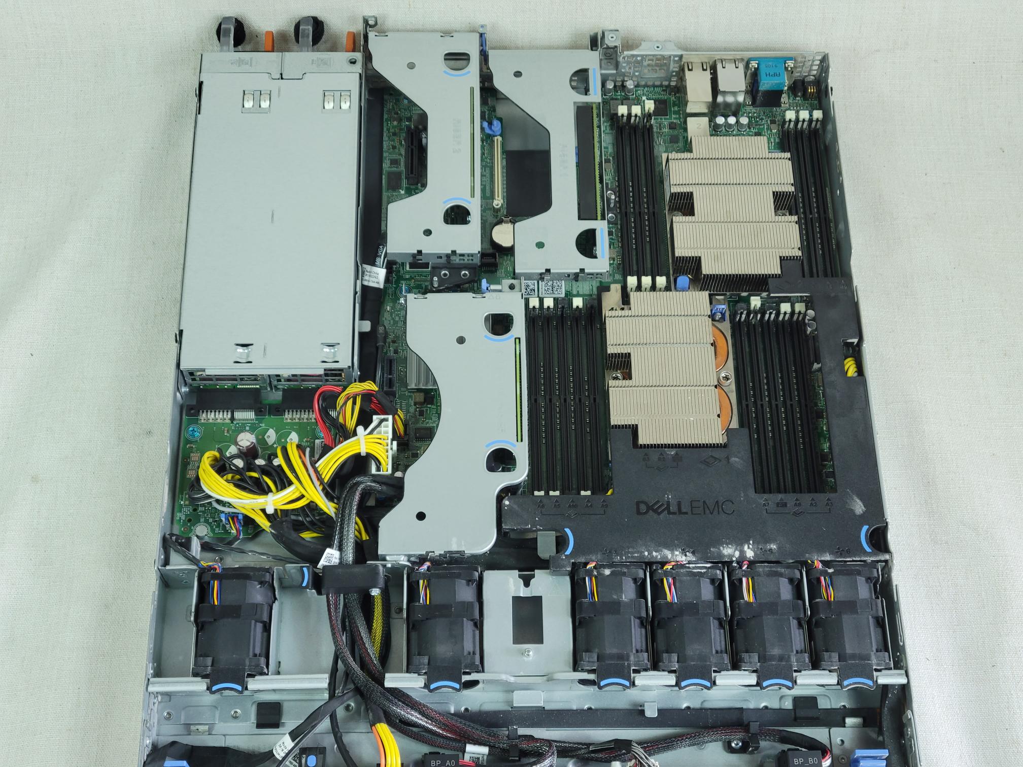 Dell PowerEdge R440 8x 2.5” 1U Server 2x 10C Silver 4210 @ 2.2GHz 128GB RAM H330