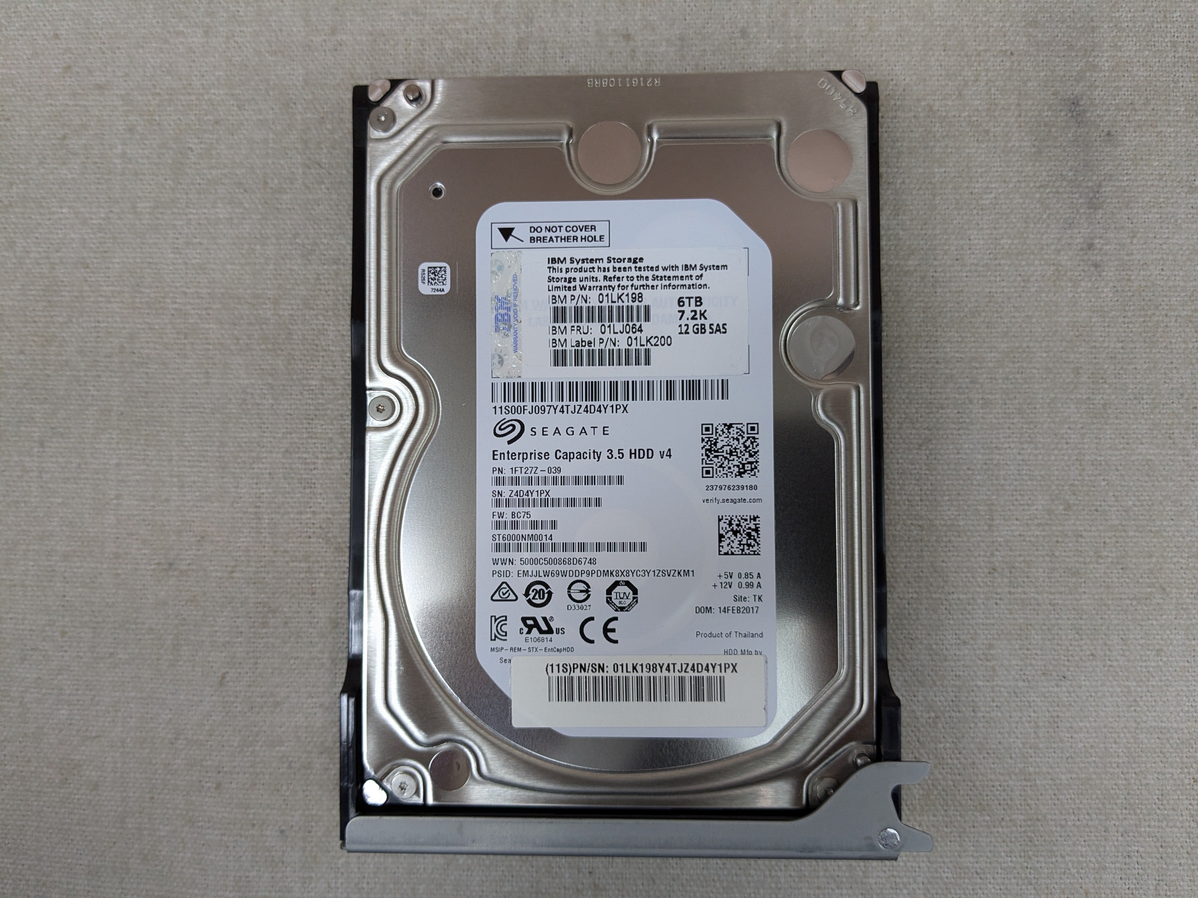 IBM 01LJ064 6TB 7.2k 12Gb/s 3.5” SAS Hard Drive V7000 Gen2 2076-AH77