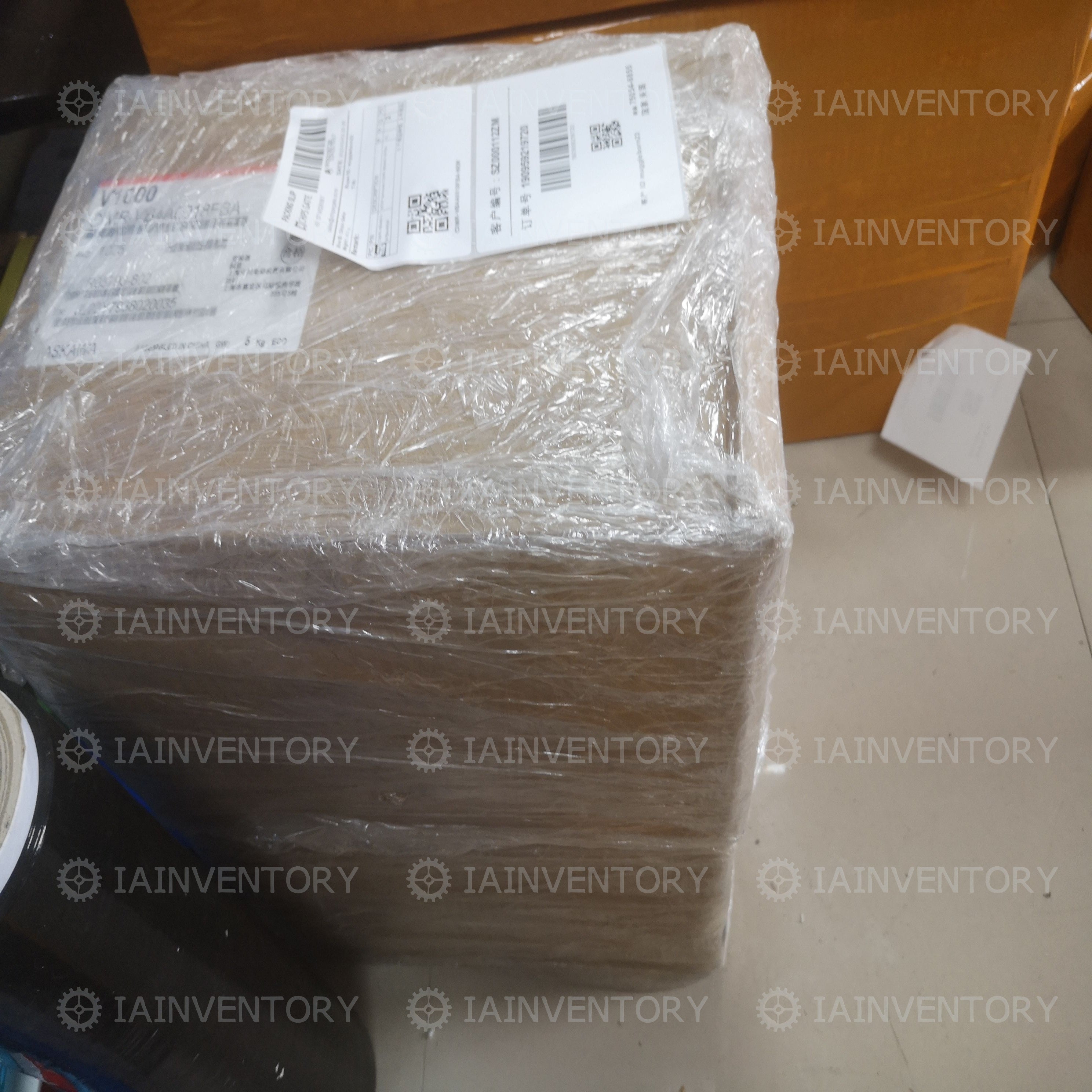 YASKAWA Inverter CIMR-VB4A0018FBA 5.5KW 380V