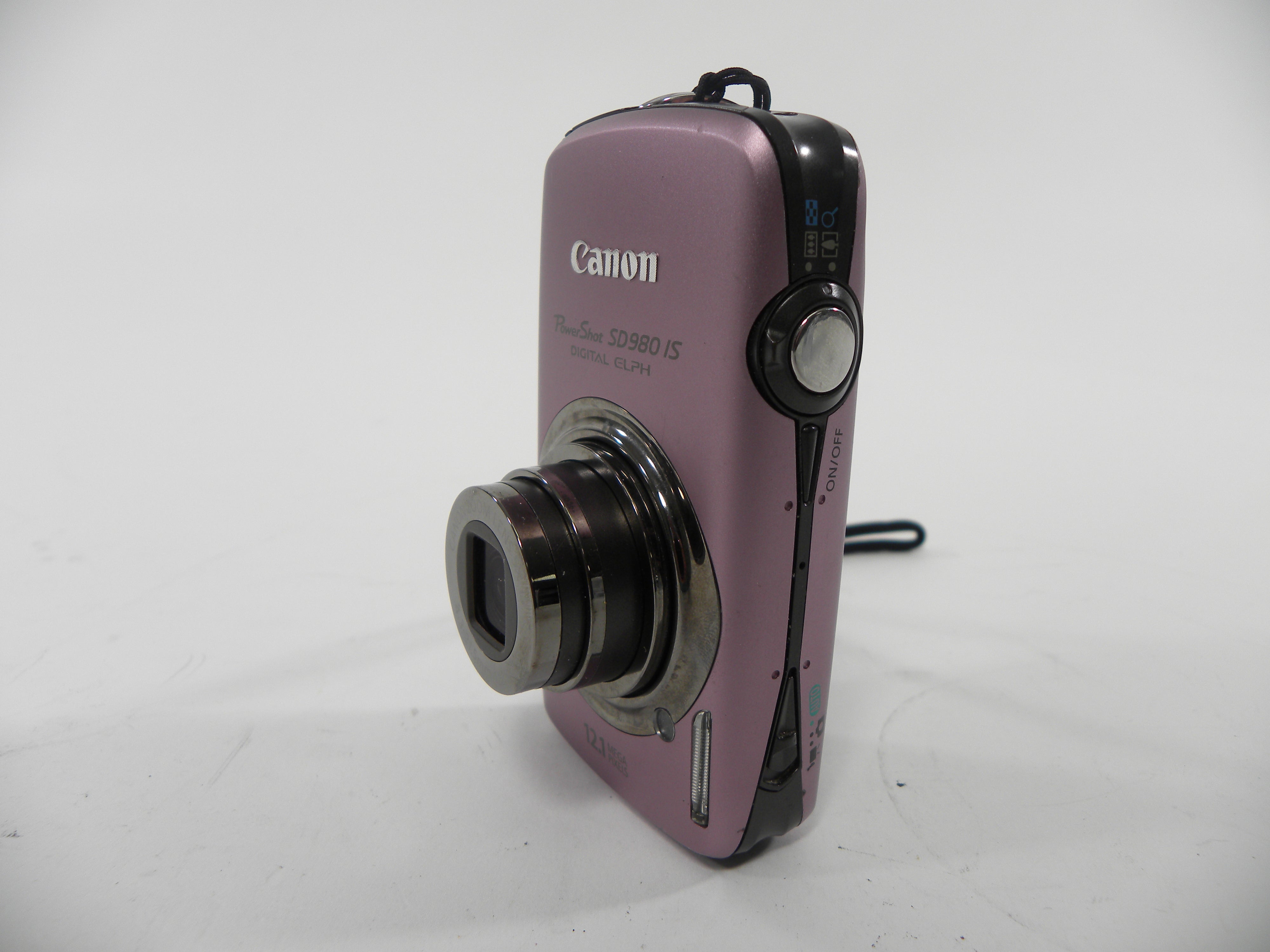 Canon Power Shot Digital Elph SD980 IS 12.1mp camera AS IS