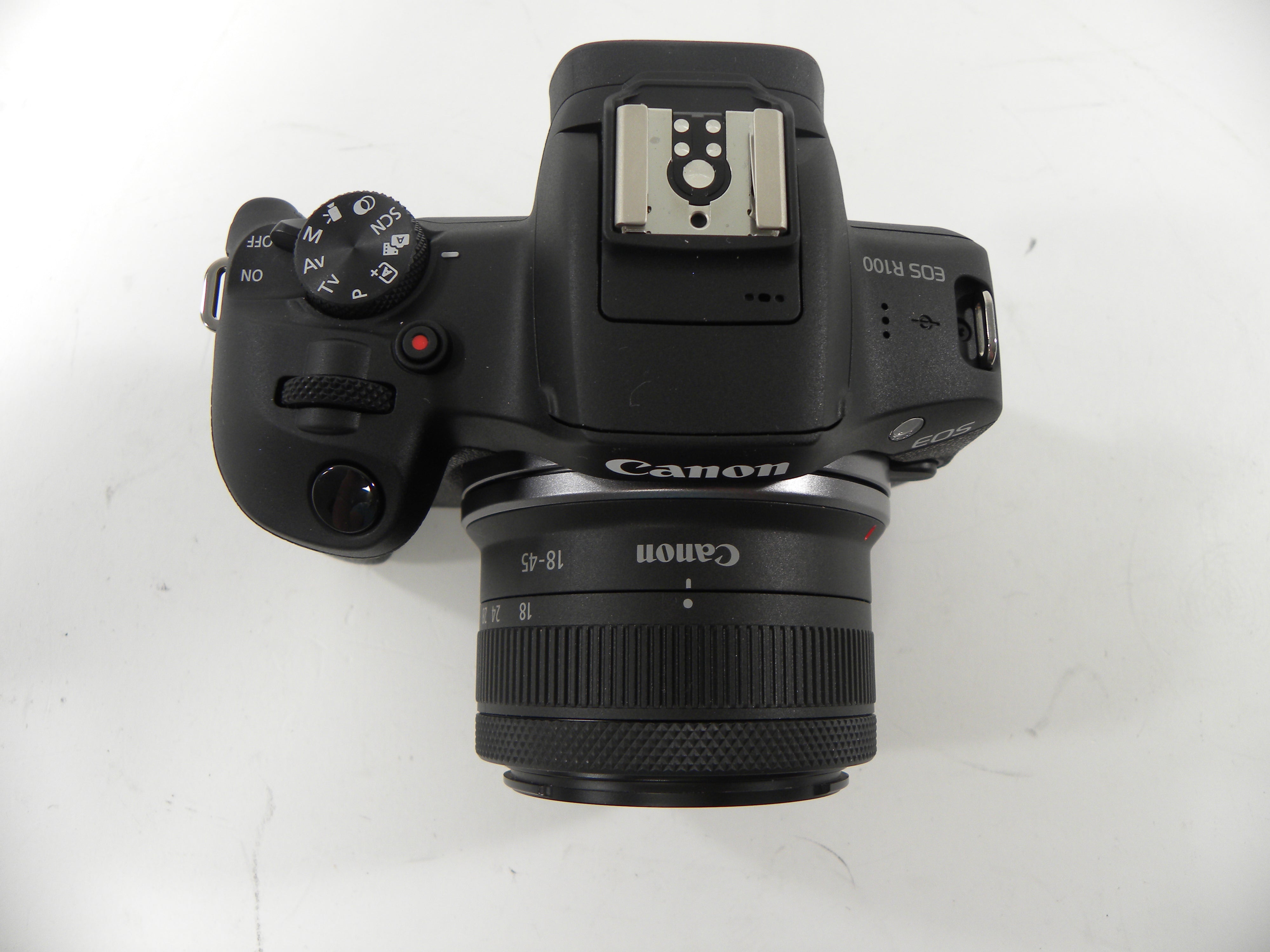 Canon EOS R100 24.1mp Digital Mirrorless w/RF-S 18-45mm f4.5-6.3 IS STM