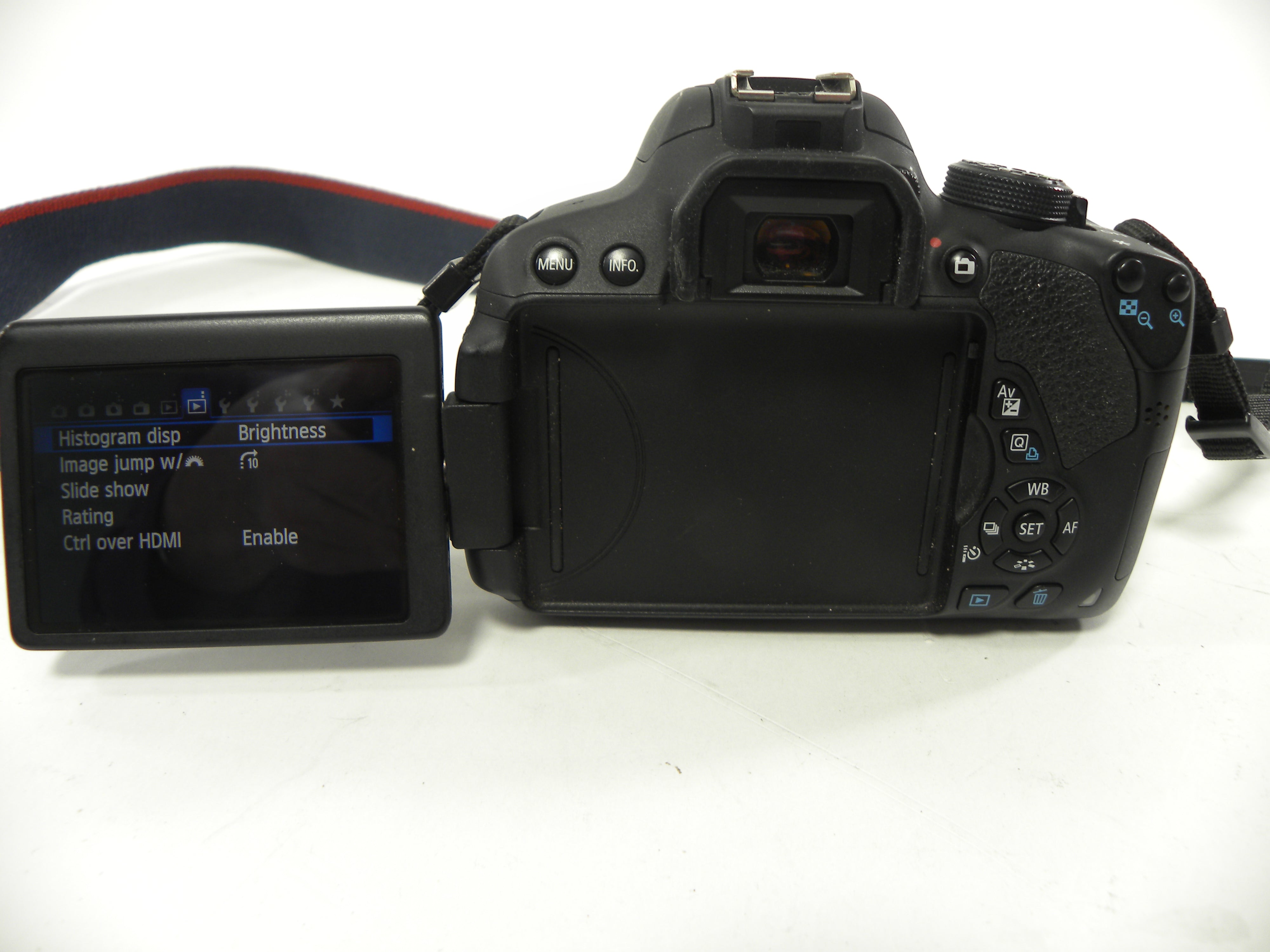 Canon EOS Rebel T5i 18.0mp Digital SLR w/EF-S 18-55 Shutter Ct.13,792