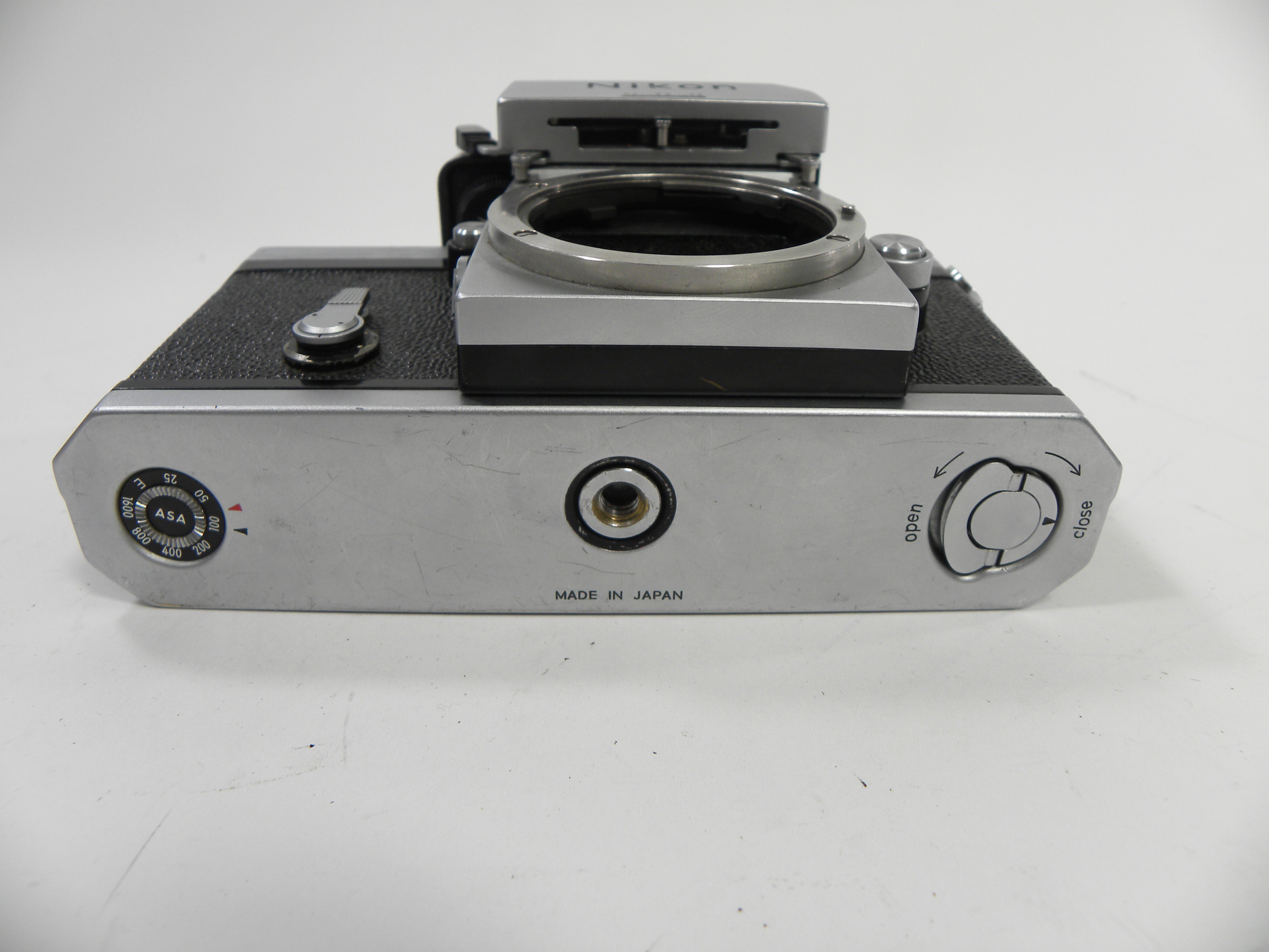 Nikon F 35mm SLR Body Only w/Focusing Screen R AS IS NO RETURNS!