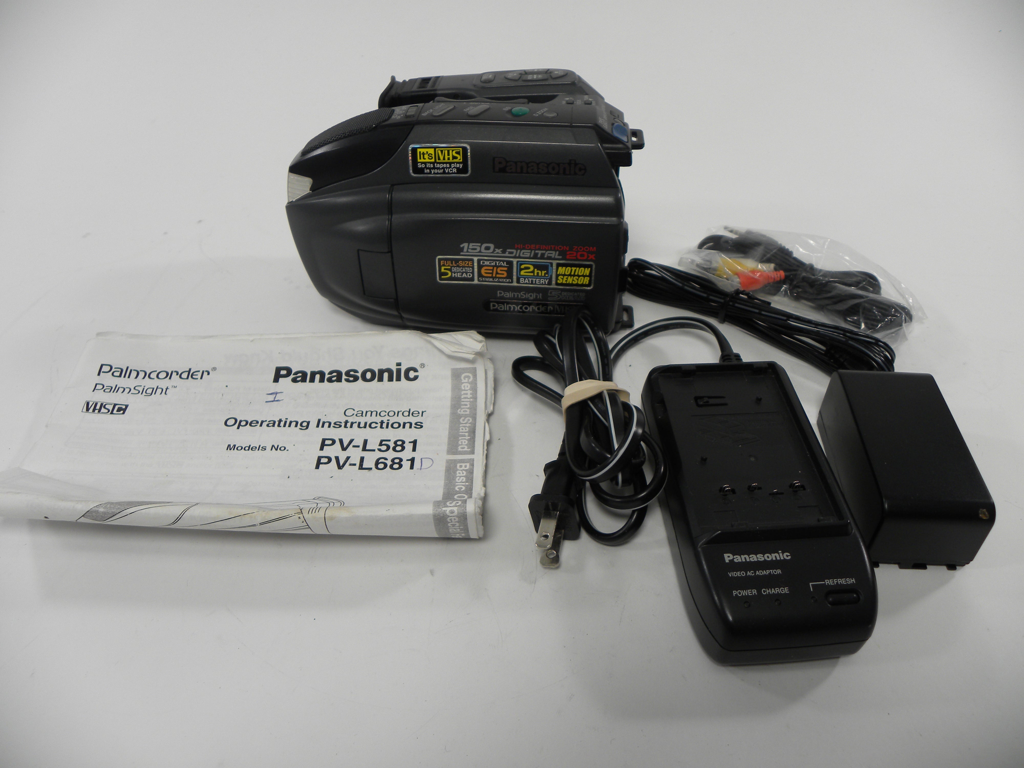 Panasonic PV-L681D VHS-C Palmcorder Camcorder