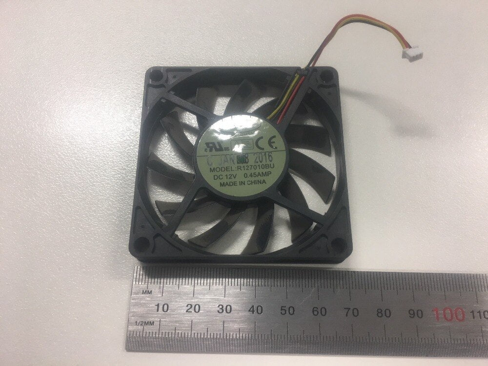 Everflow R127010BU 12V DC 70x70x10mm Brushless Cooling Fan