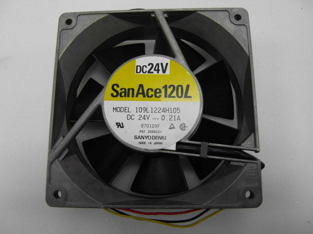 Sanyo Denki 109E1224A105 120x120x38mm 24V DC 1224A Axial Cooling Fan