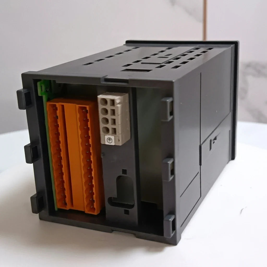 E Ndress+Hauser Conductivity Transmitter Liquisys CLM223 4-wire Transmitter with a Two-line Display 0/4-20 MA, Hart, Profibus