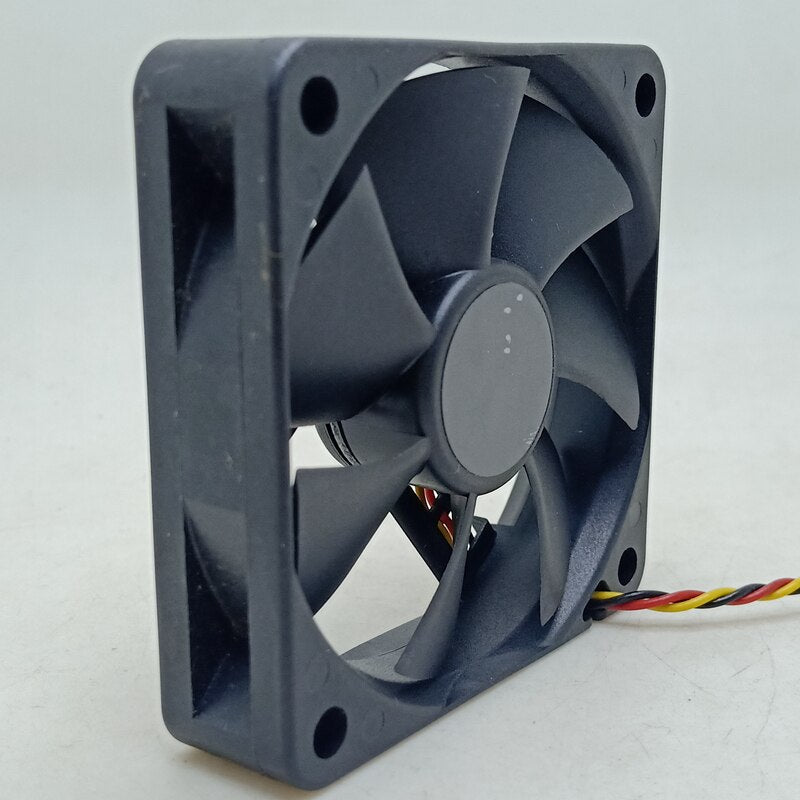 SUNON SUNON 60x60x15mm 12V DC Axial Cooling Fan
