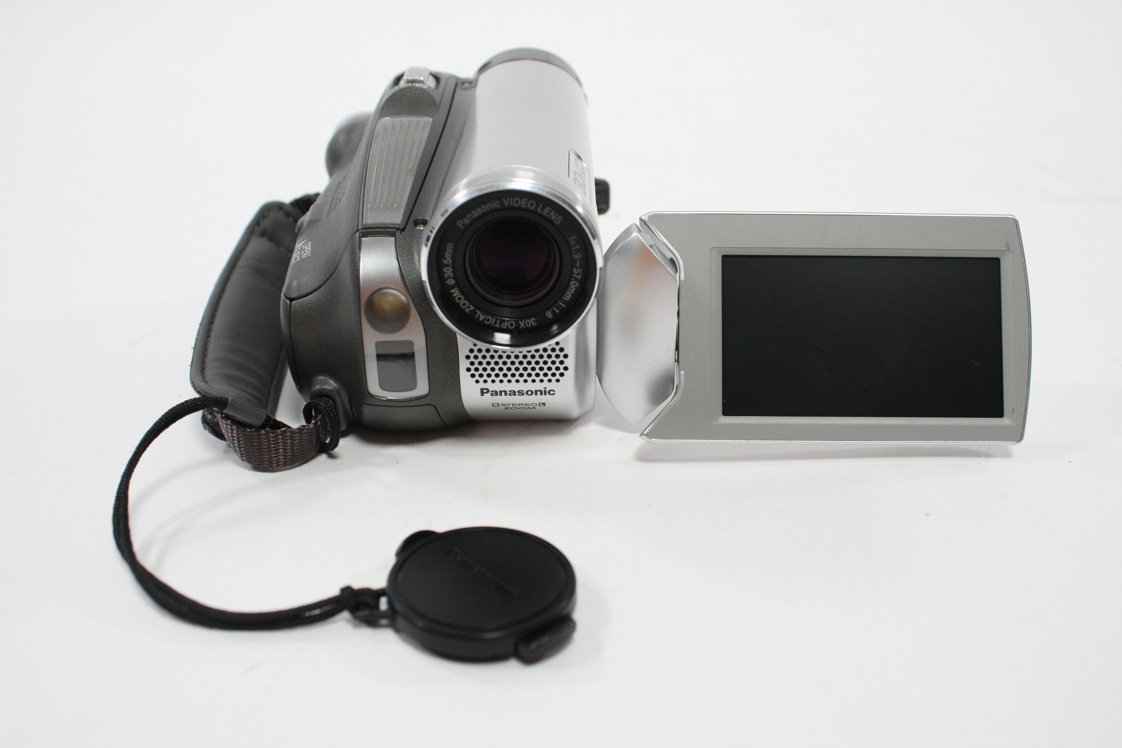 Panasonic PV-GS39 Mini DV Camcorder