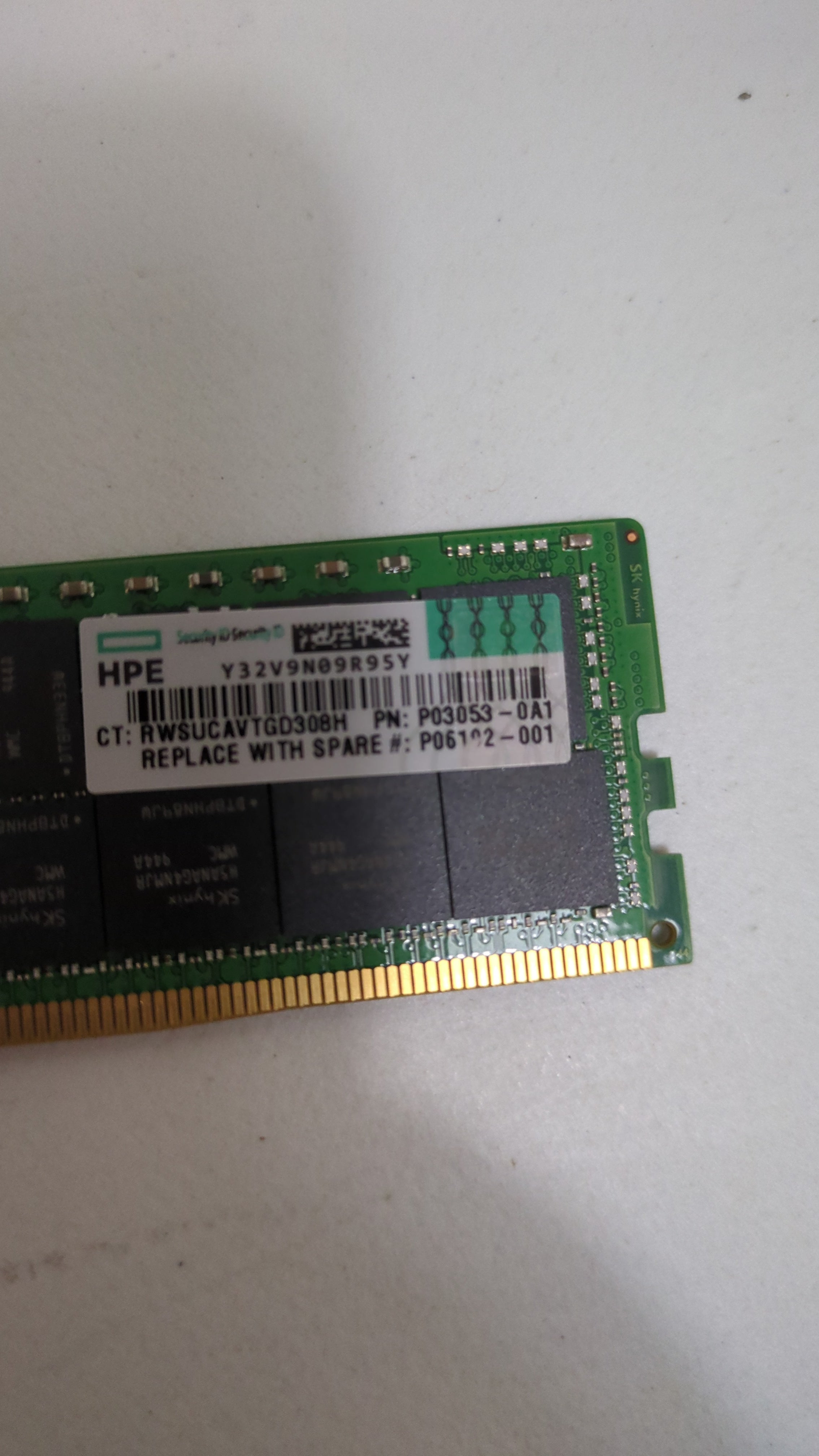 HPE P03053-0A1 64GB DDR4 RDIMM - Side View | Alo Tech Solutions
