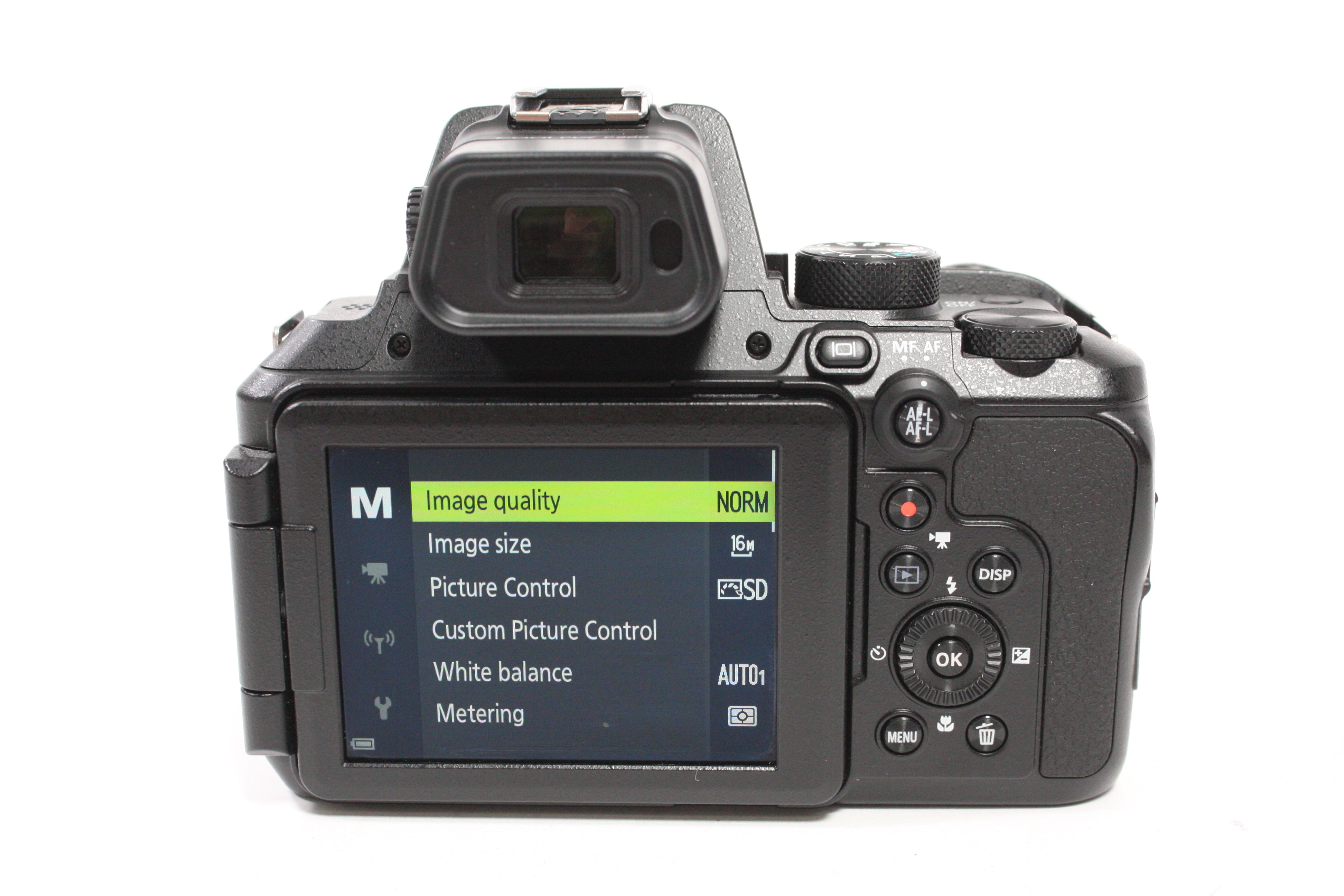 Nikon Coolpix P950 Digital Point and Shoot Camera 83x Zoom 16mp