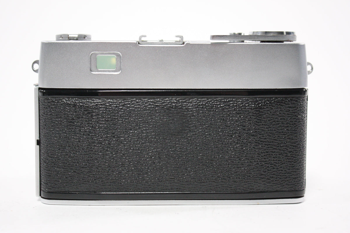 Petri 7 Green-O-Matic Color Corrected Super 35mm Rangefinder Camera