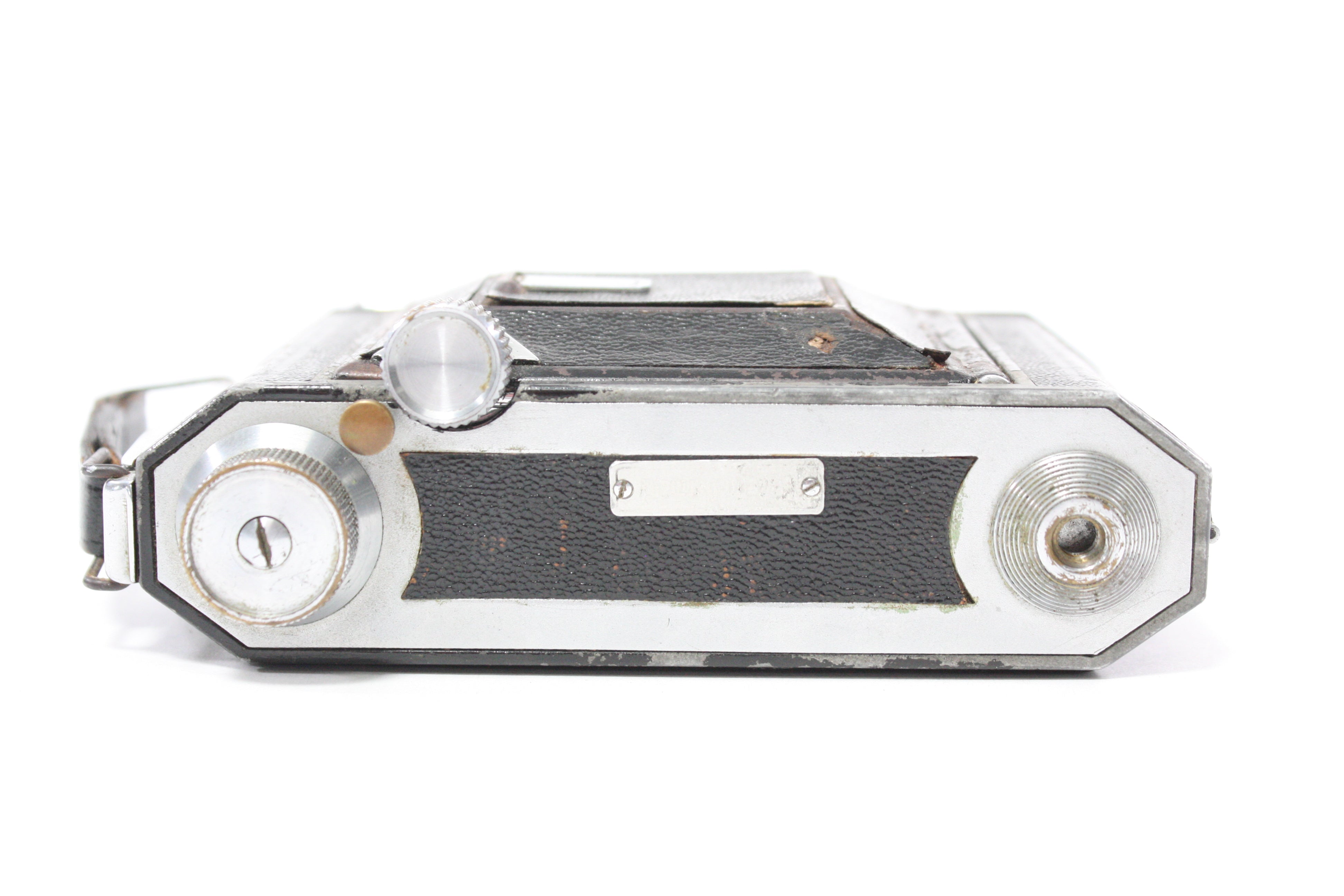 Welta Weltur Folding Camera with Schneider-Kreuznach 7.5cm f/2.8 Xenar Lens