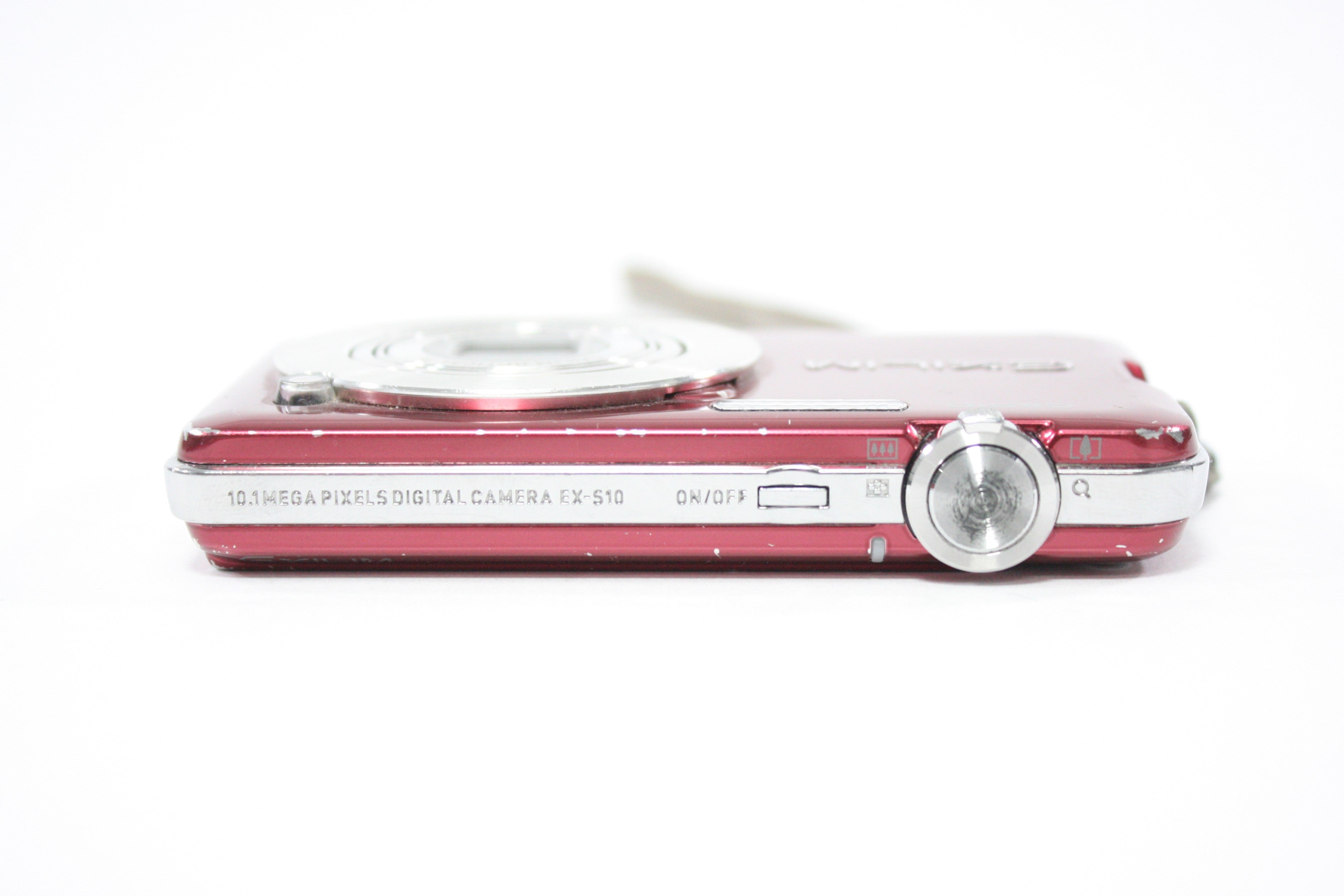 Casio Exilim EX-S10 Digital Point and Shoot Camera 3x Zoom 10.1 mp (Red)