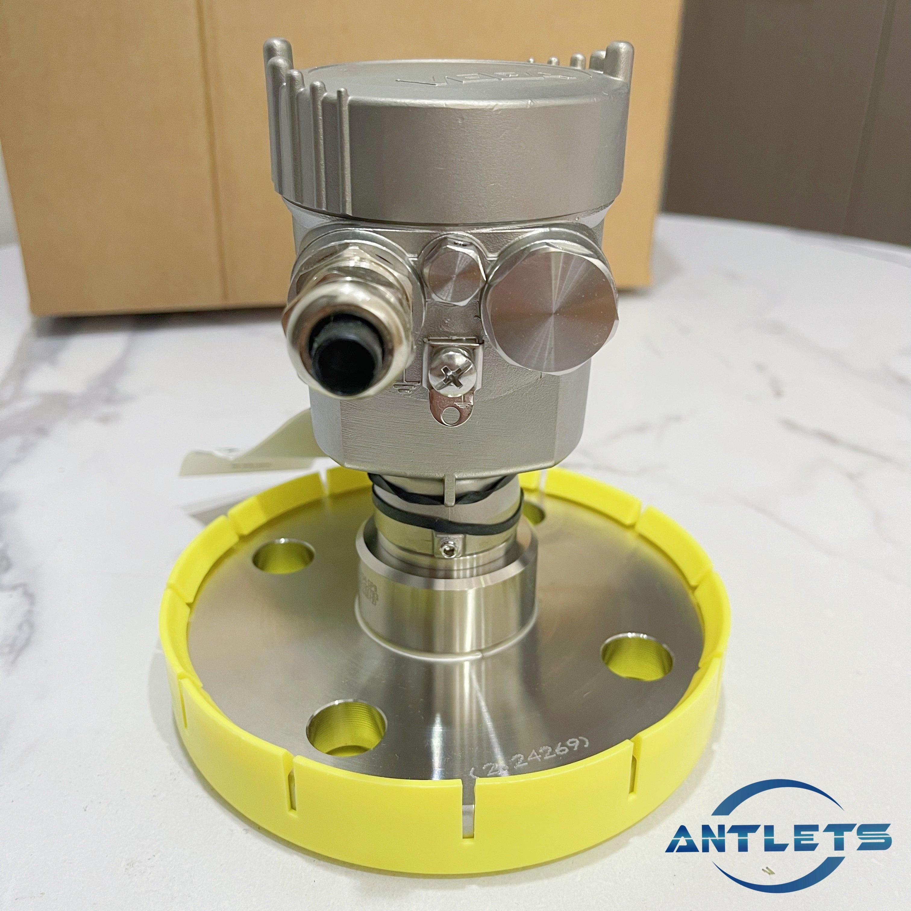 VEGA BRAND NEW VEGABAR 82 All-Rounder Ceramic Pressure Transmitter