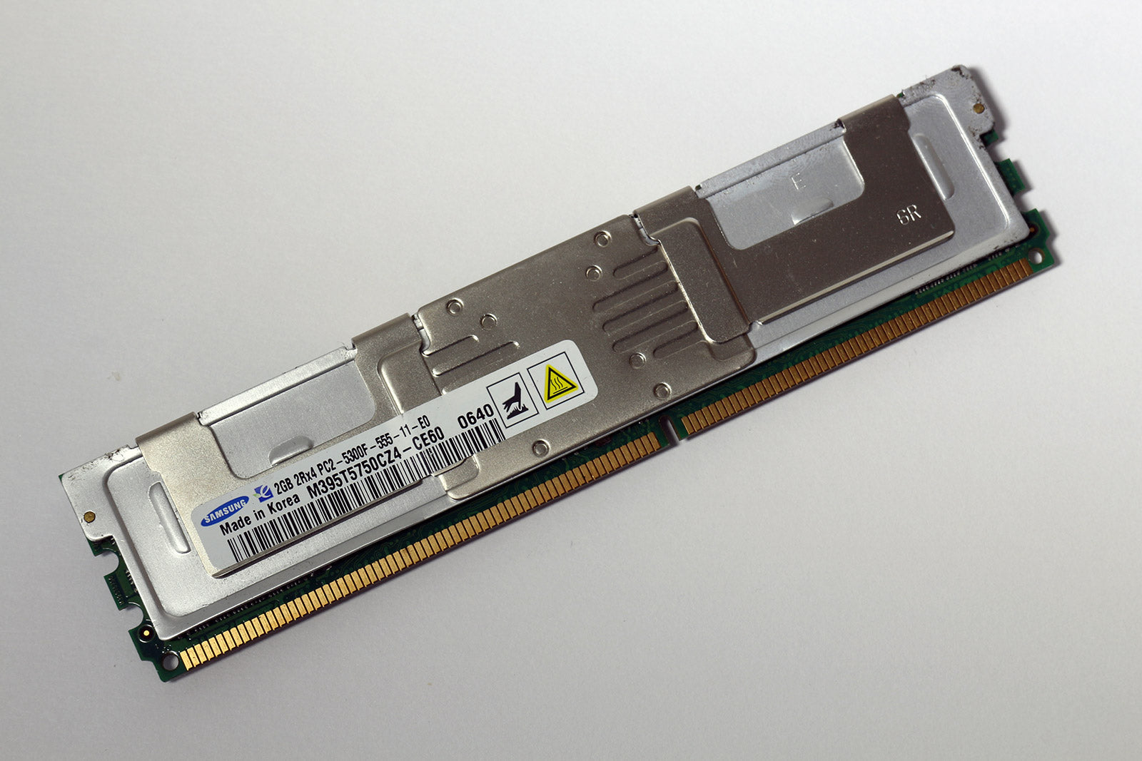 **Lot of 4Pcs** Samsung 2GB PC2-5300 DDR2-667MHz ECC Fully Buffered CL5 240-Pin DIMM Dual Rank Memory Module - M395T5750CZ4-CE60 (Used Like New)