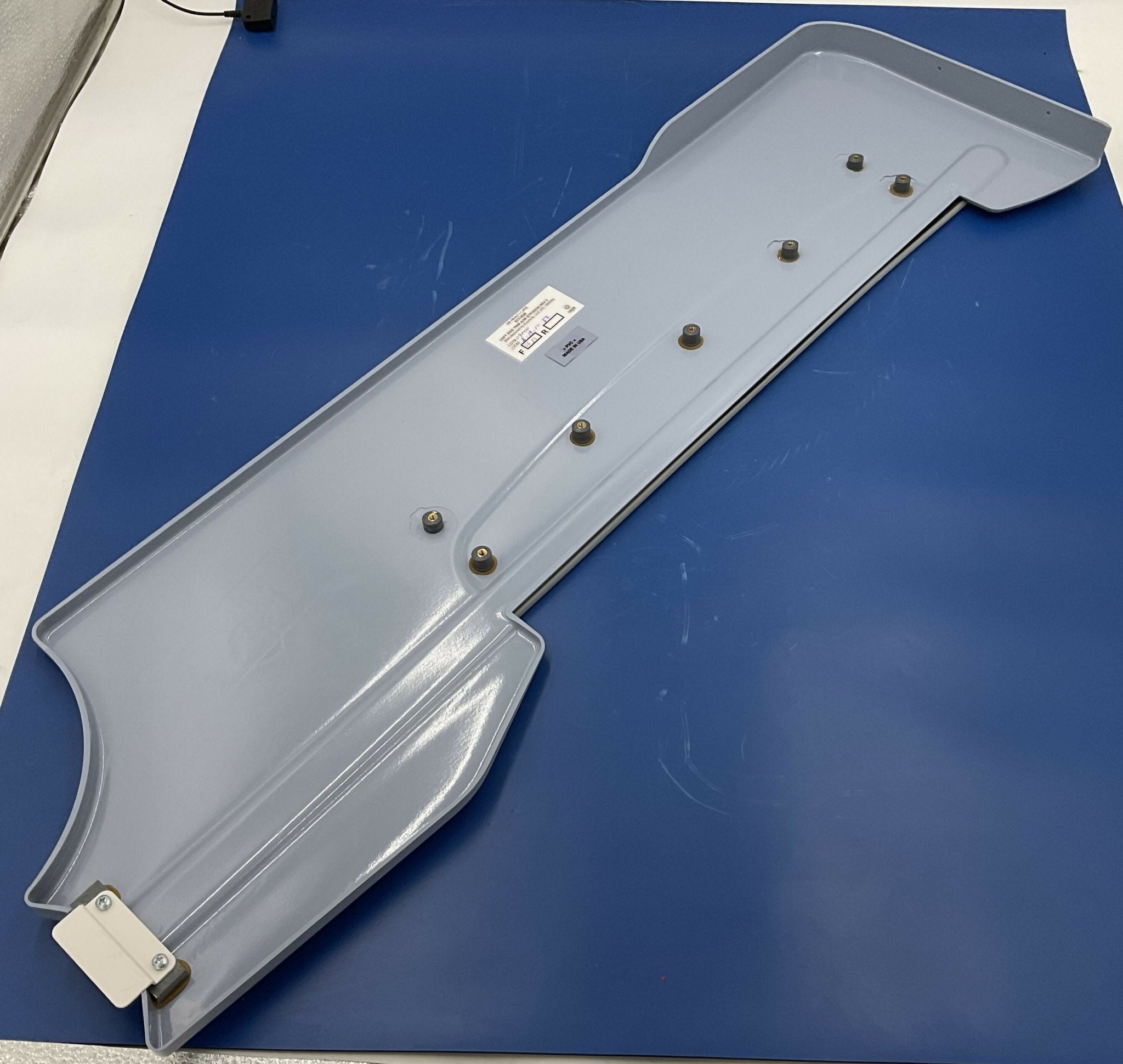 AMX 4D LEFT SIDE TRIM (5151626 REV 3) GE