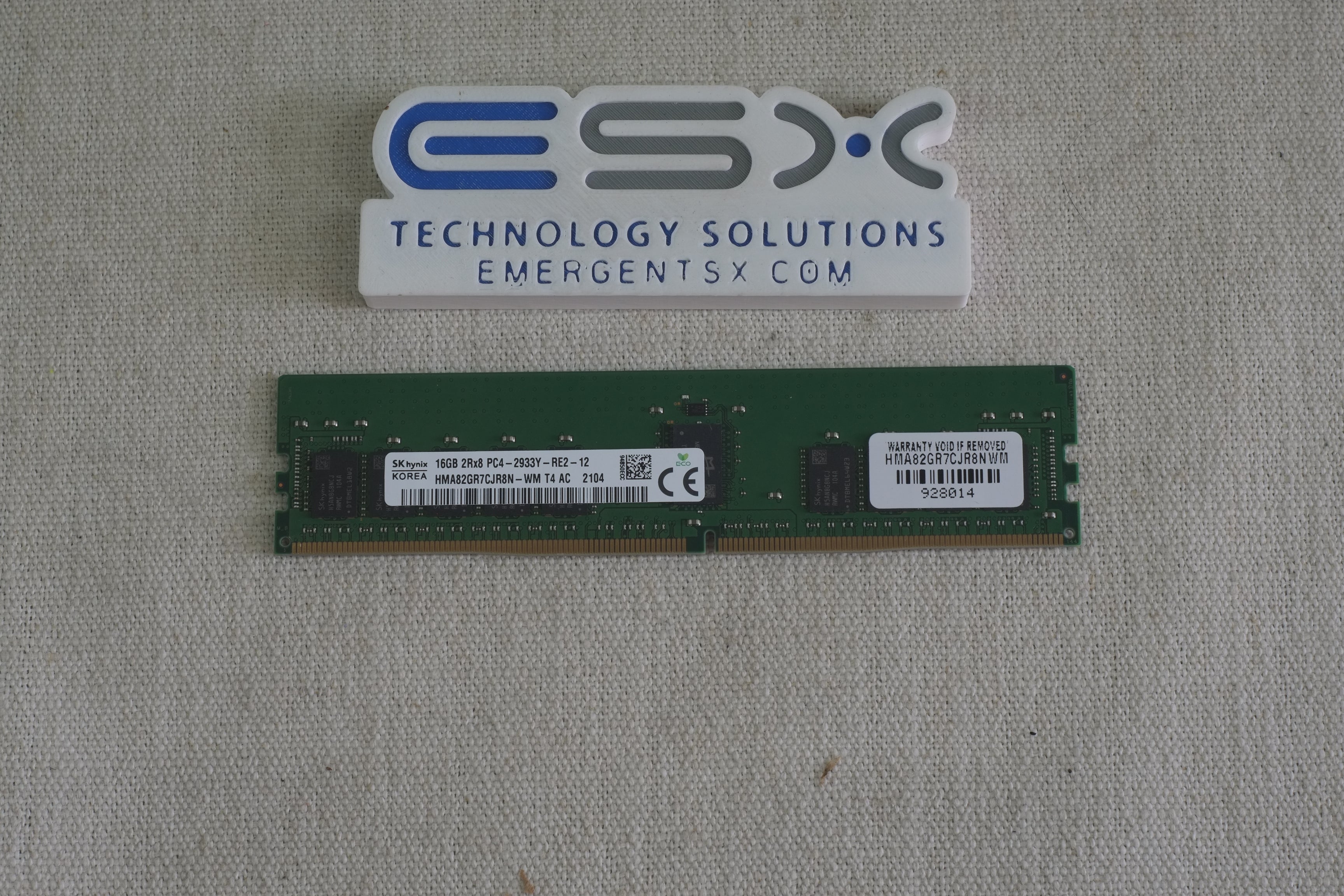 Hynix HMA82GR7CJR8N-WM 16GB 2Rx8 PC4-2933Y DDR4 ECC Server Memory RDIMM
