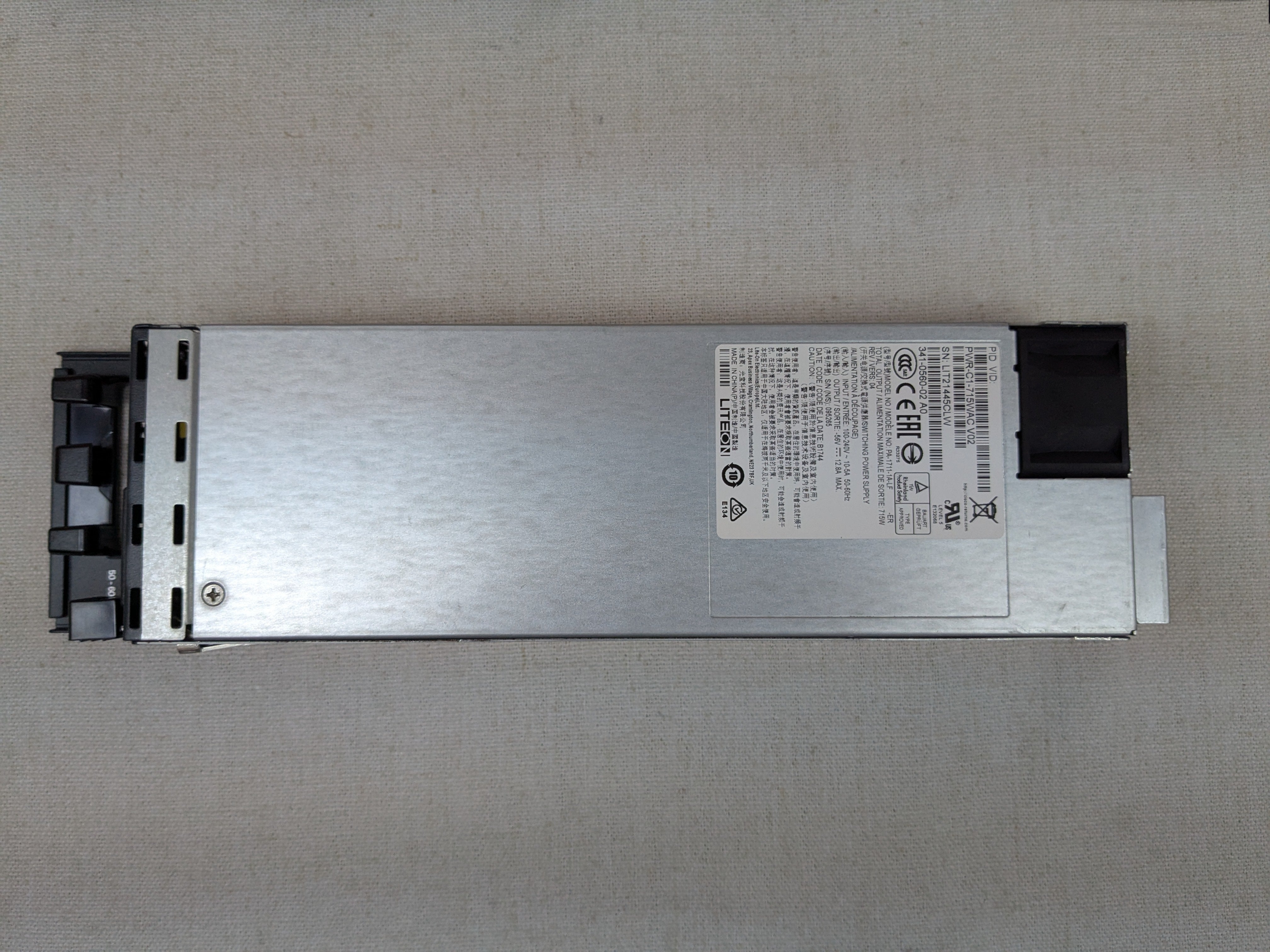 Cisco Catalyst WS-C3850-24XS-S 24-Port 10Gbe SFP+ L3 Switch 2x 715W PSU