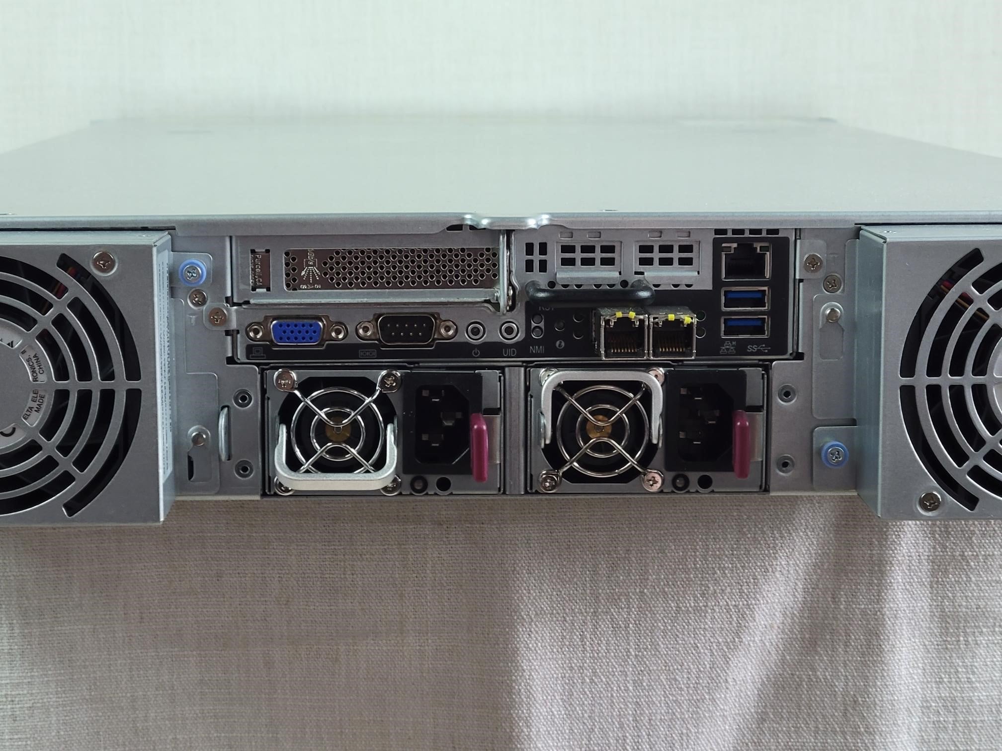 Penguin Computing / Gigabyte MG50-G20 2U 8x GPU E5-2600v3/v4 Graphics Server
