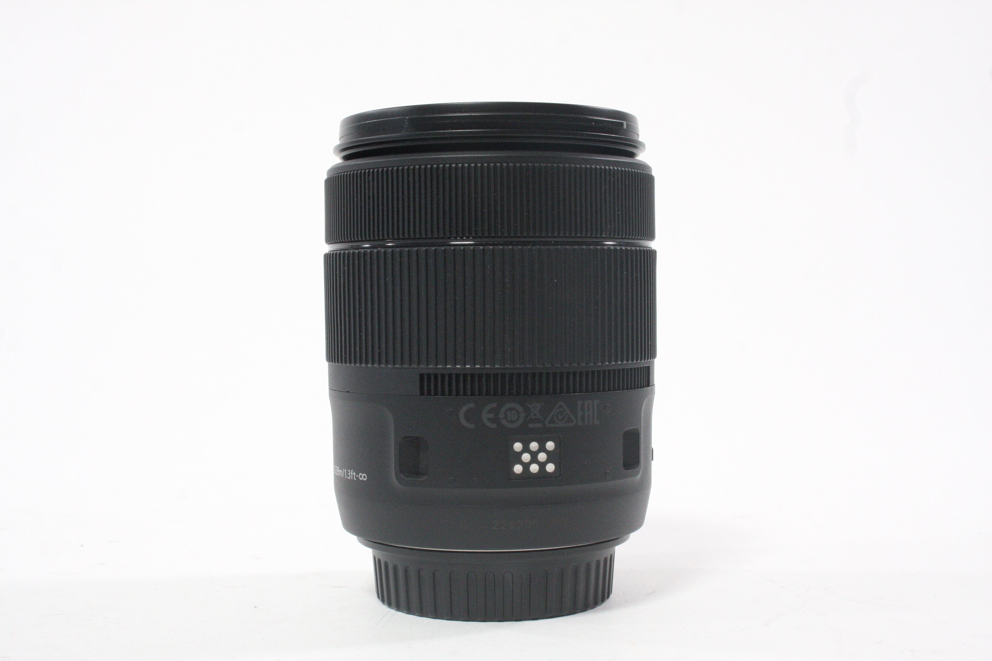 Canon 18-135mm f/3.5-5.6 IS Nano USM EF-S Lens for Canon EF Mount