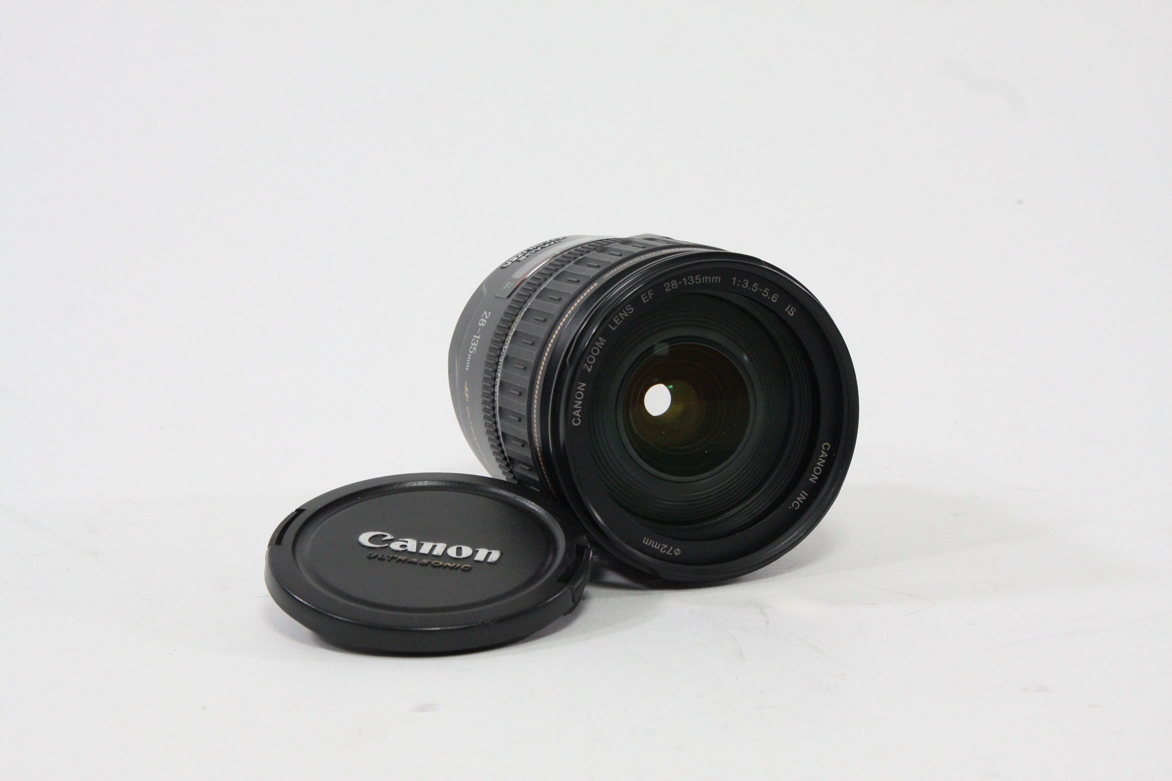Canon 28-135mm f/3.5-5.6 IS EF