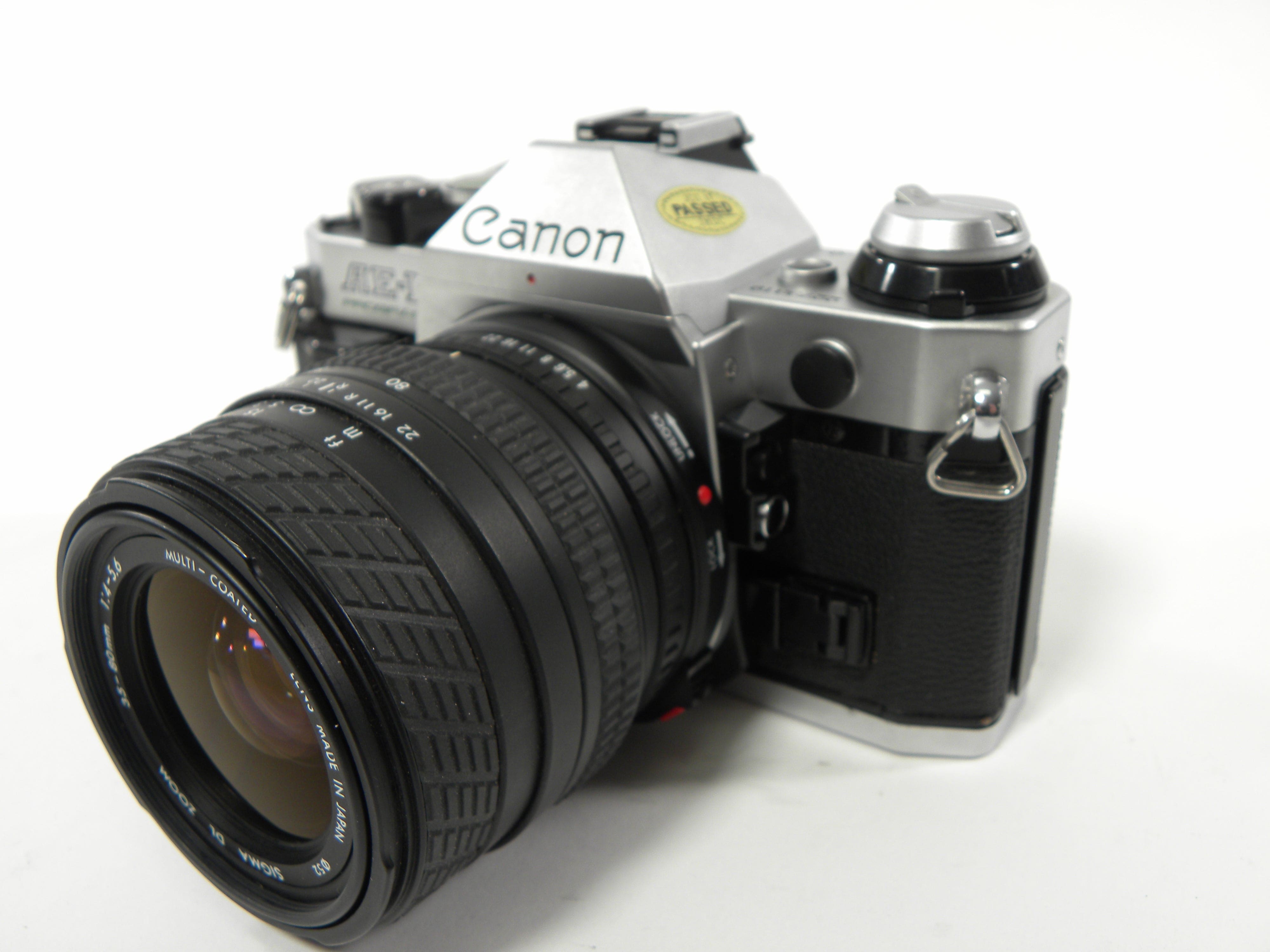 Canon AE-1 35mm Program SLR w/Sigma DL Zoom MC 35-80mm f4-5.6