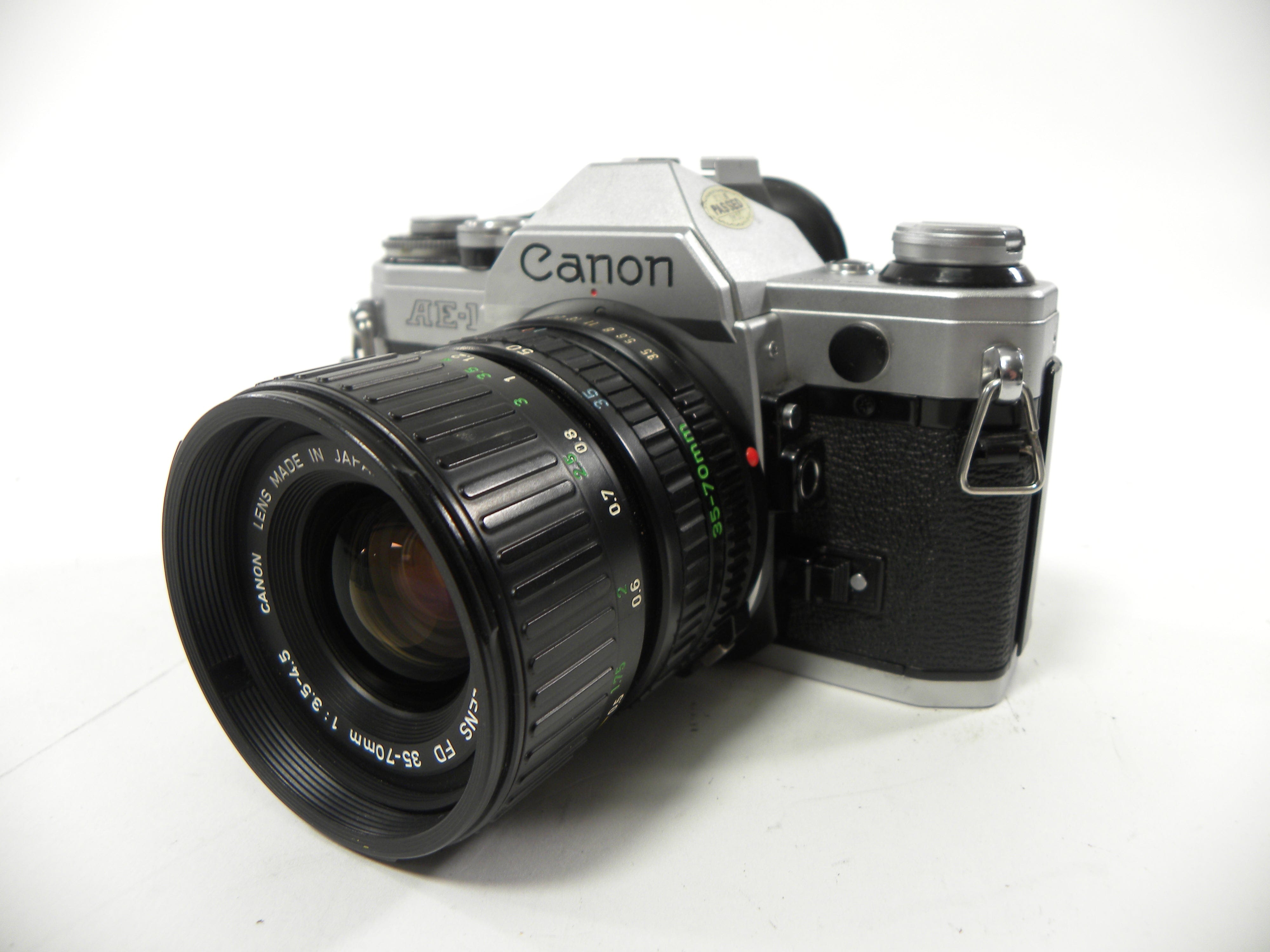 Canon AE-1 35mm SLR w/FD 35-70mm f3.5-4.5