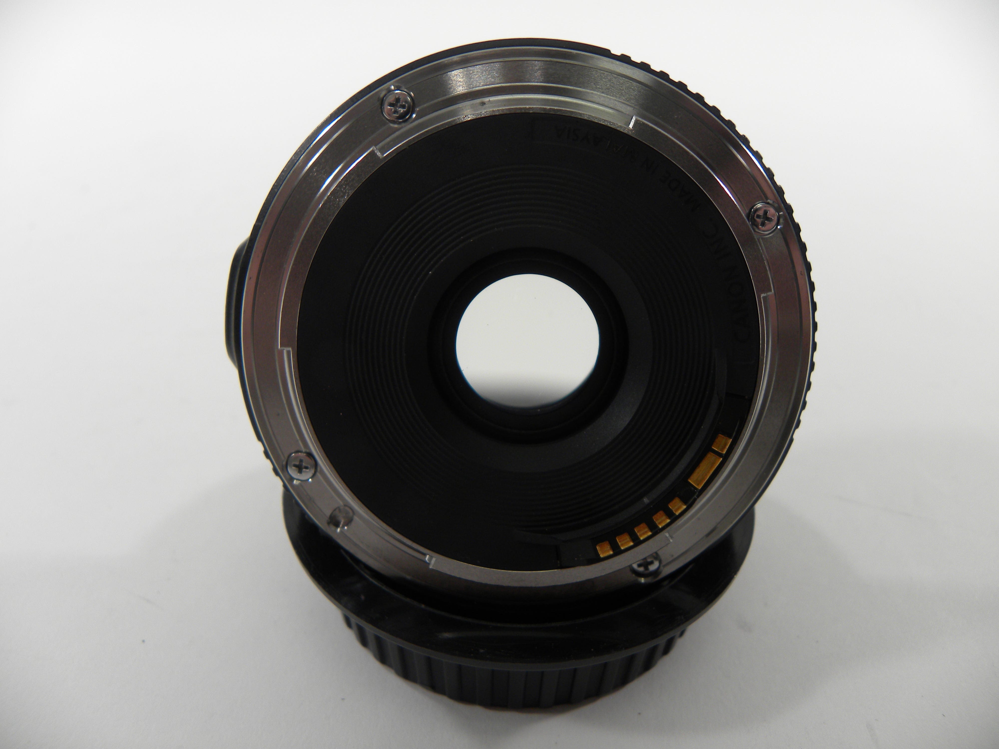 Canon EF 40mm f2.8 STM