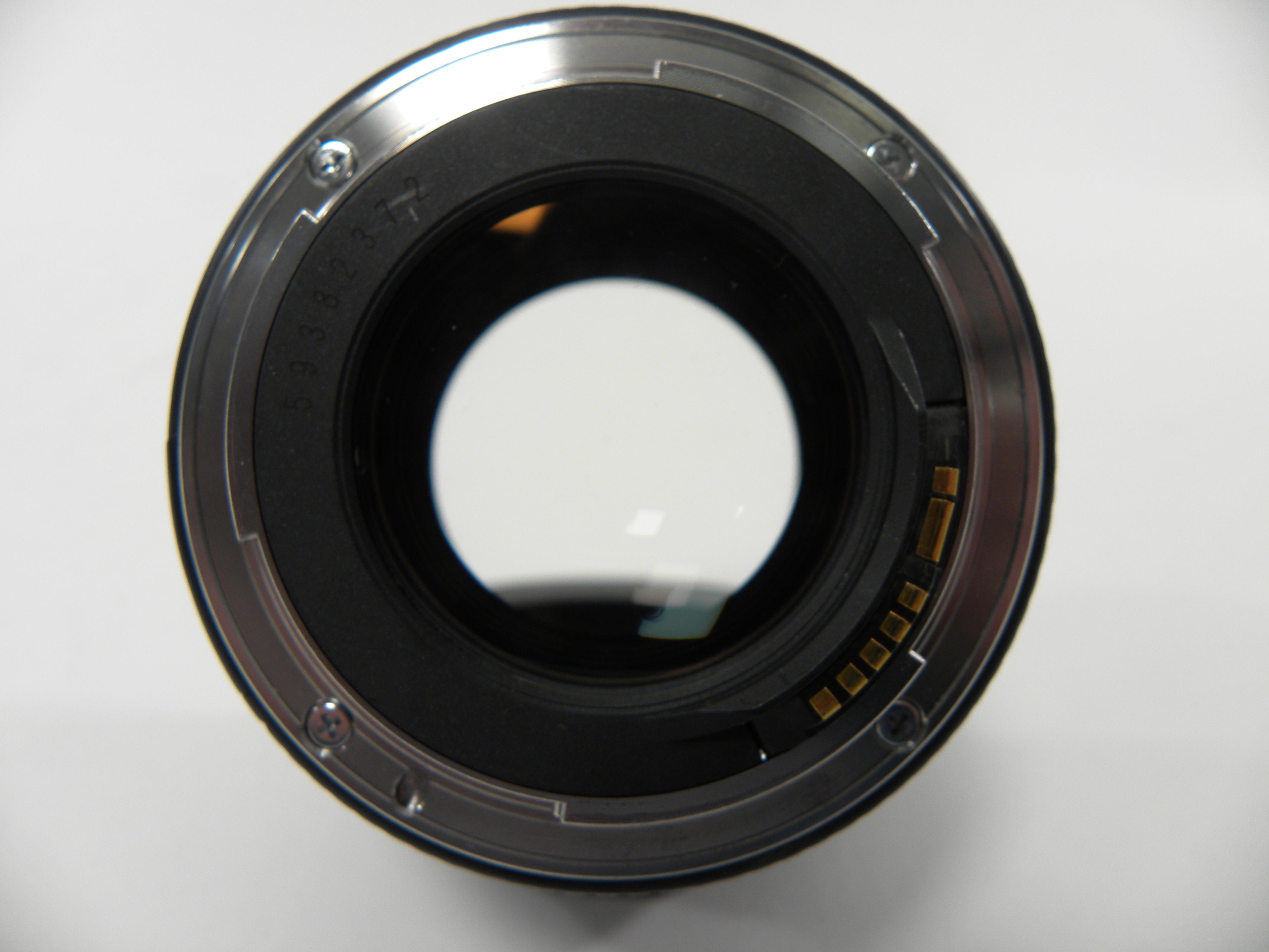 Canon EF 85mm f1.8 USM