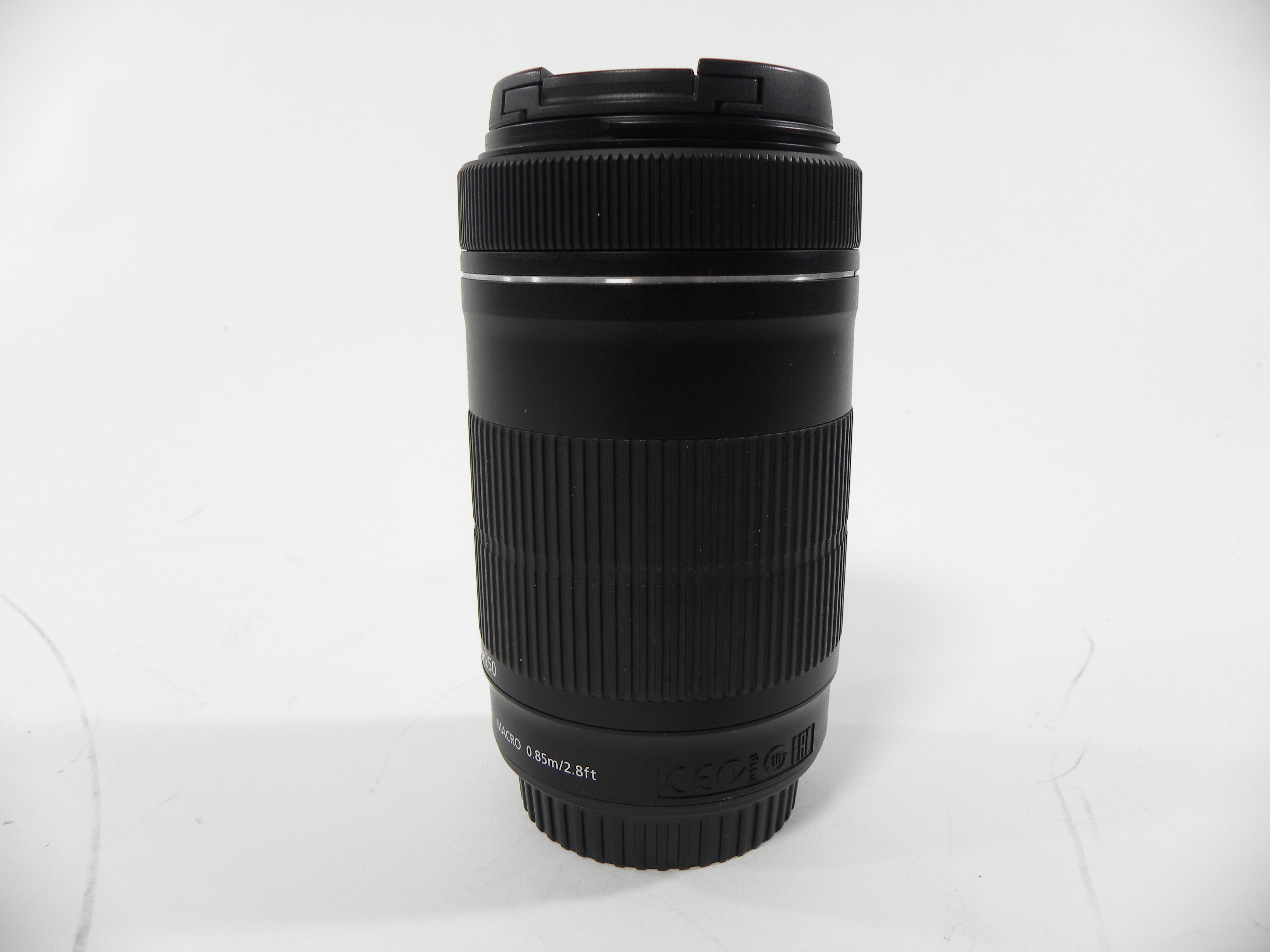 Canon EF-S Zoom 55-250mm f4-5.6 IS STM