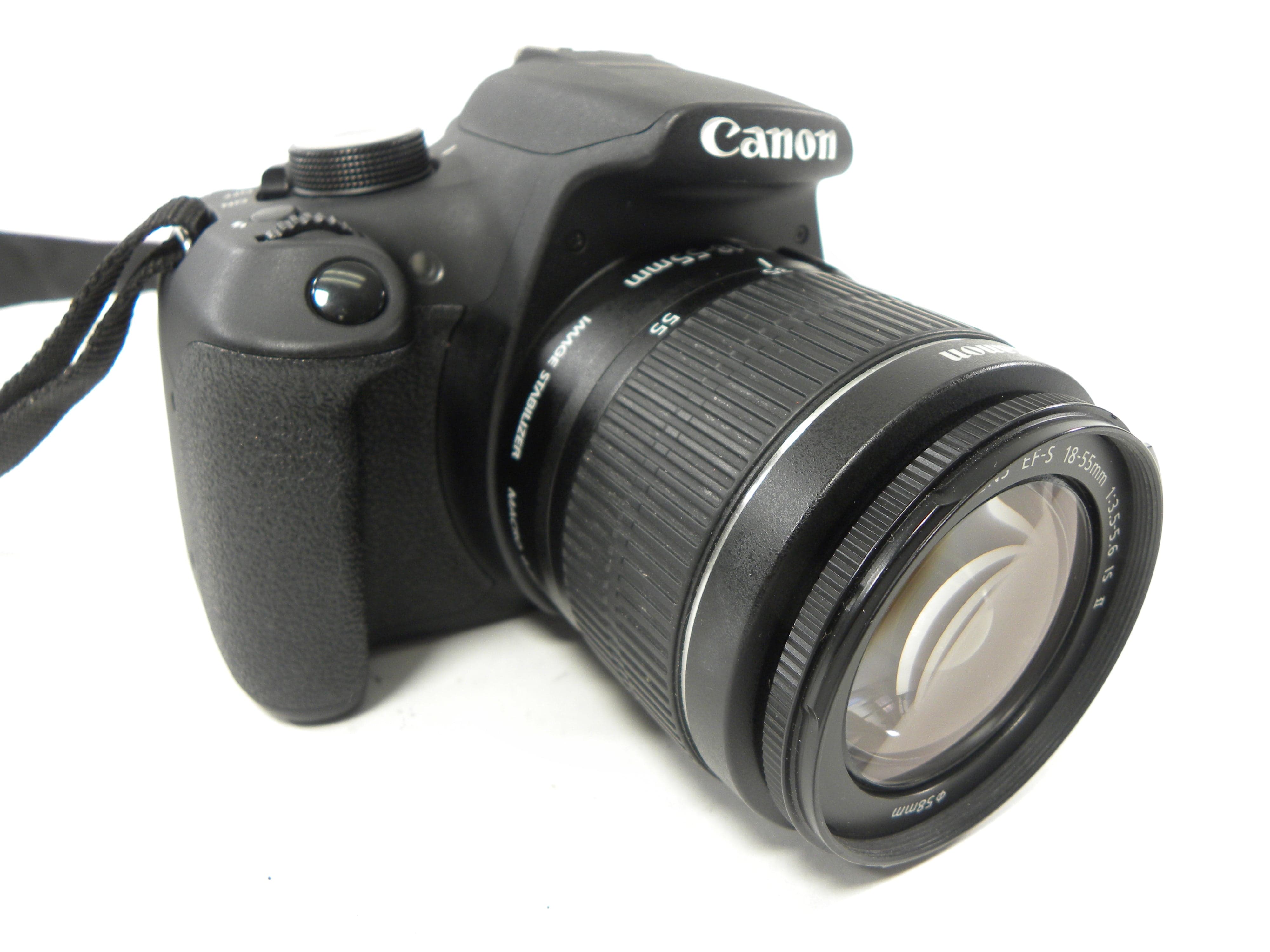 Canon EOS 1200D 18.0mp Digital SLR w/EF-S 18-55 IS II Shutter Ct. 10,117