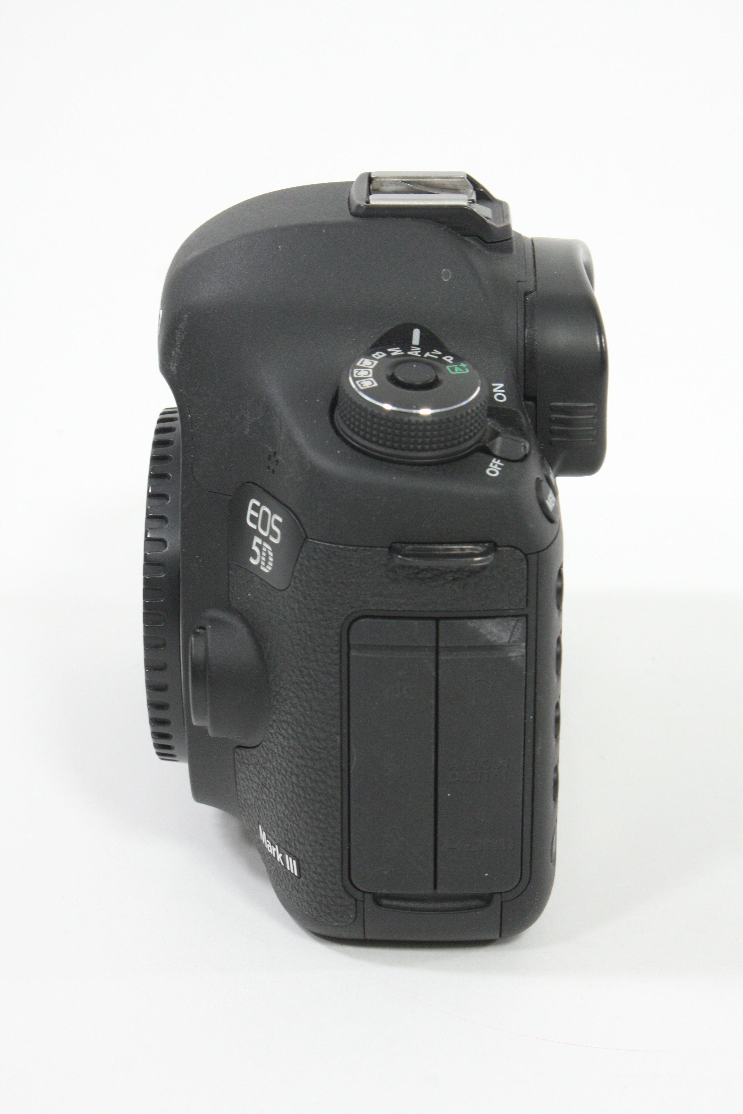 Canon EOS 5D Mark III Body Only - Shutter Count 1082