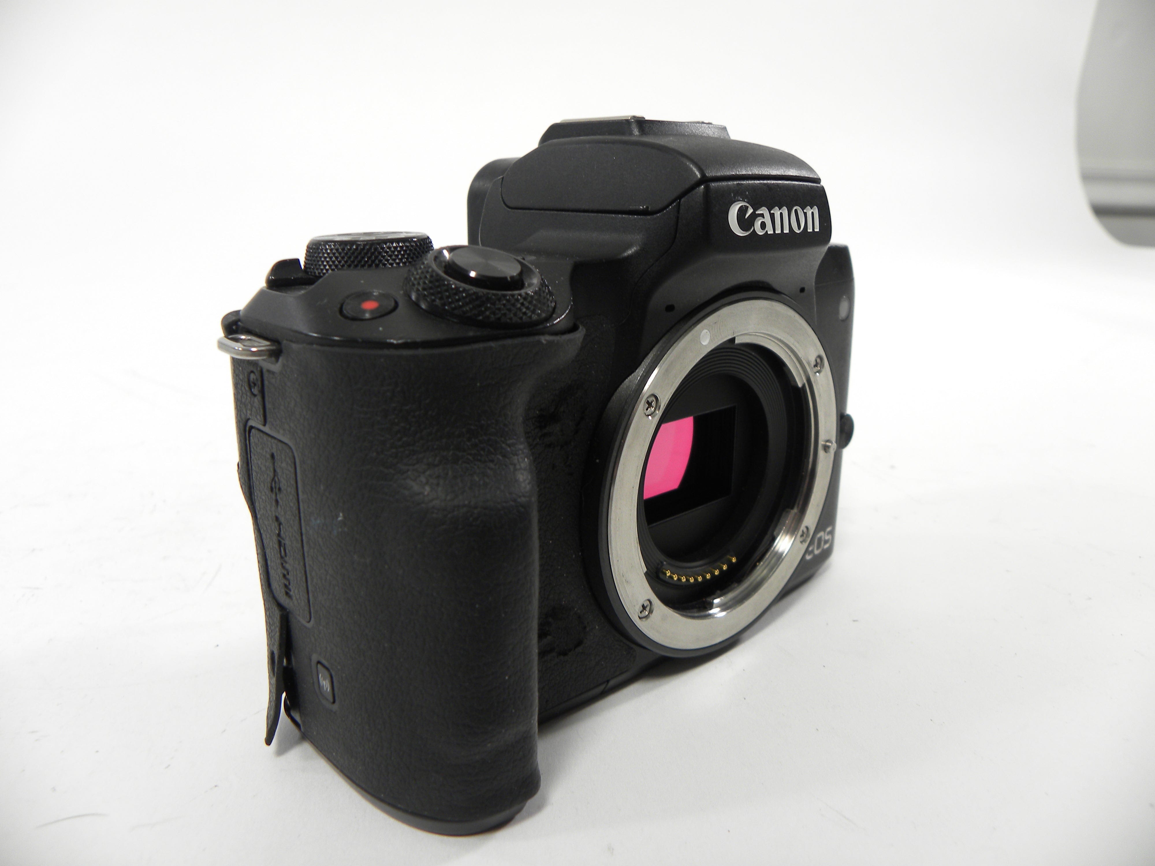 Canon EOS M50 24.1mp Mirrorless Digital Camera (Parts) only AS IS NO RETURNS!