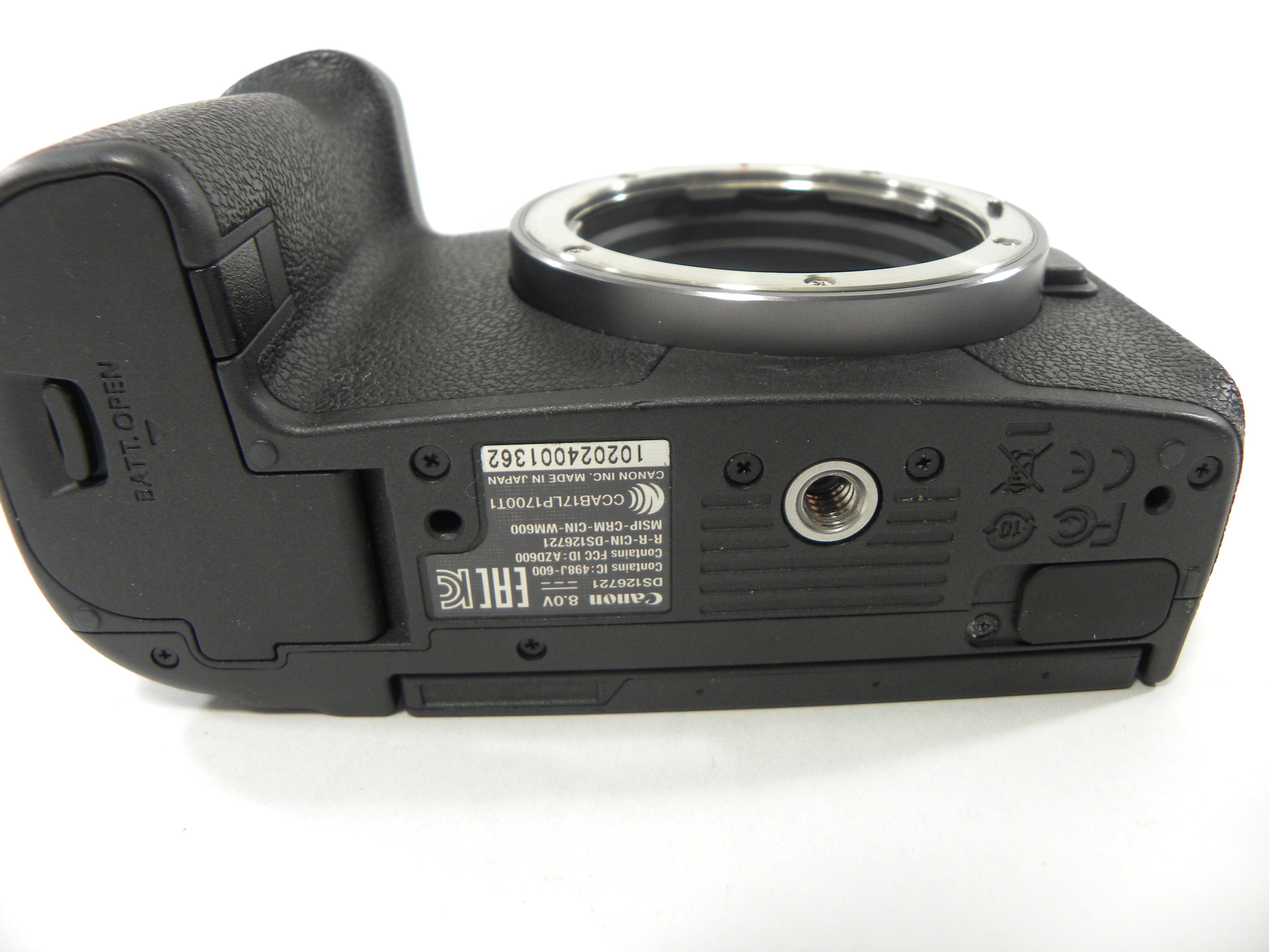 Canon EOS R 30.3mp Digital Mirrorless Body Only (Read)