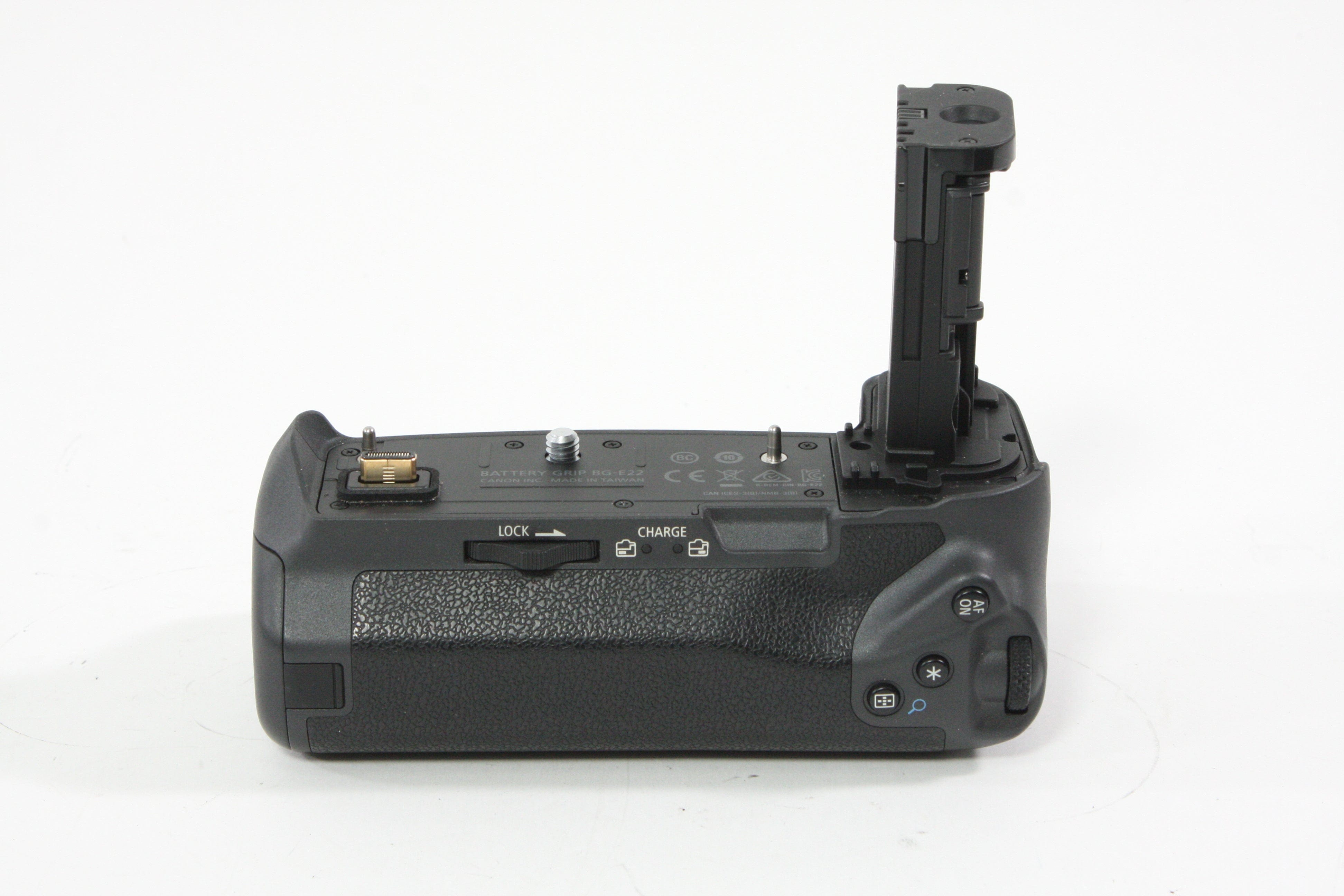 Canon EOS R w/Battery Grip BG-E22 - Shutter Count 62000 or less