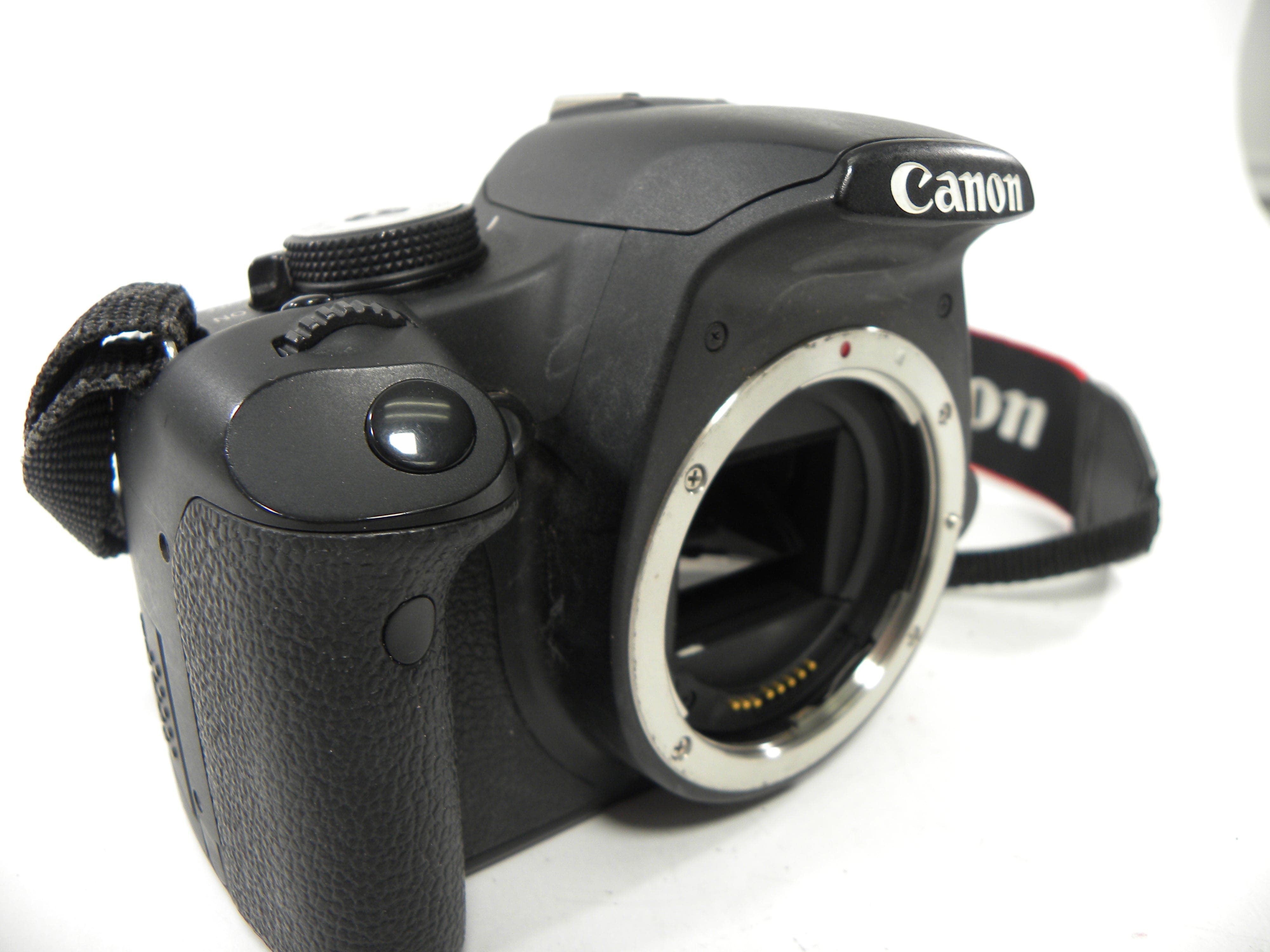 Canon EOS Rebel T1i 15.1mp Digital SLR Body Only Shutter Ct. 16,416
