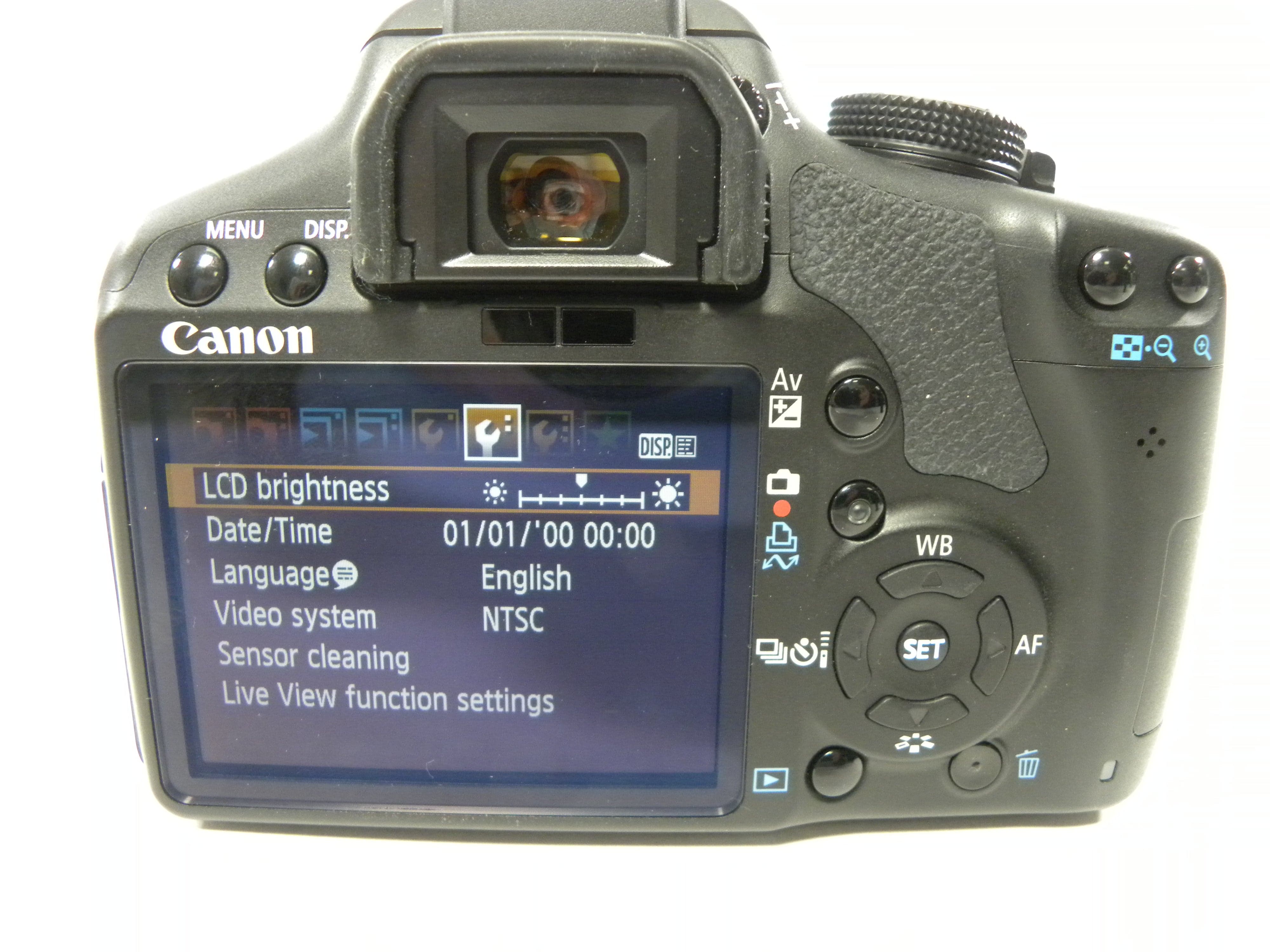 Canon EOS Rebel T1i 15.1mp Digital SLR w/EF-S 18-55 IS Shutter Ct. 1,132